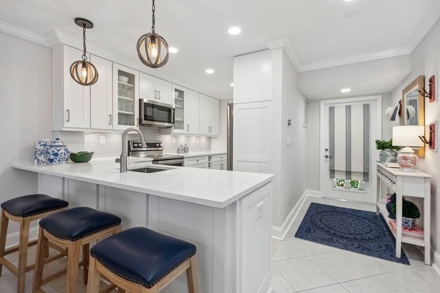 MIRAMAR GARDEN APT CONDO - Residential