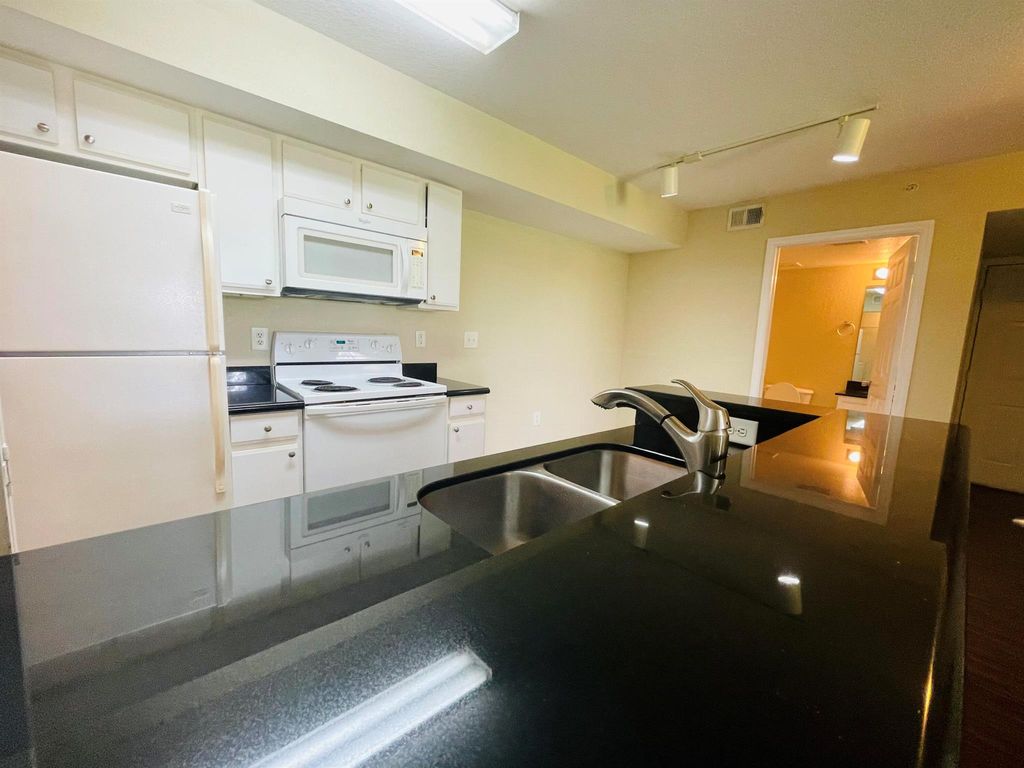 Photo of 151 SW Palm Drive #206, Port St Lucie, FL 34986 (MLS # R10929170)