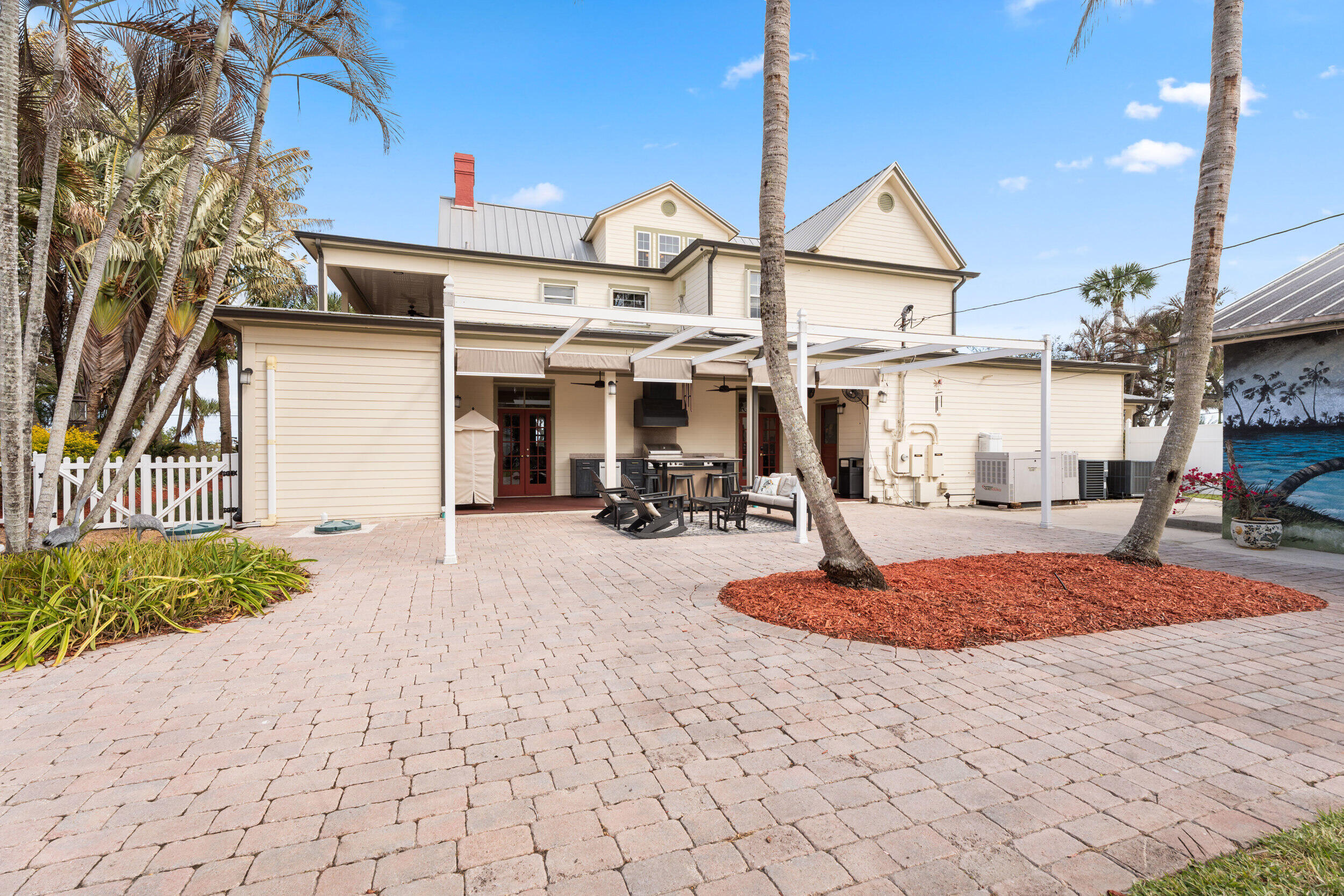 METES AND BOUNDS - Residential