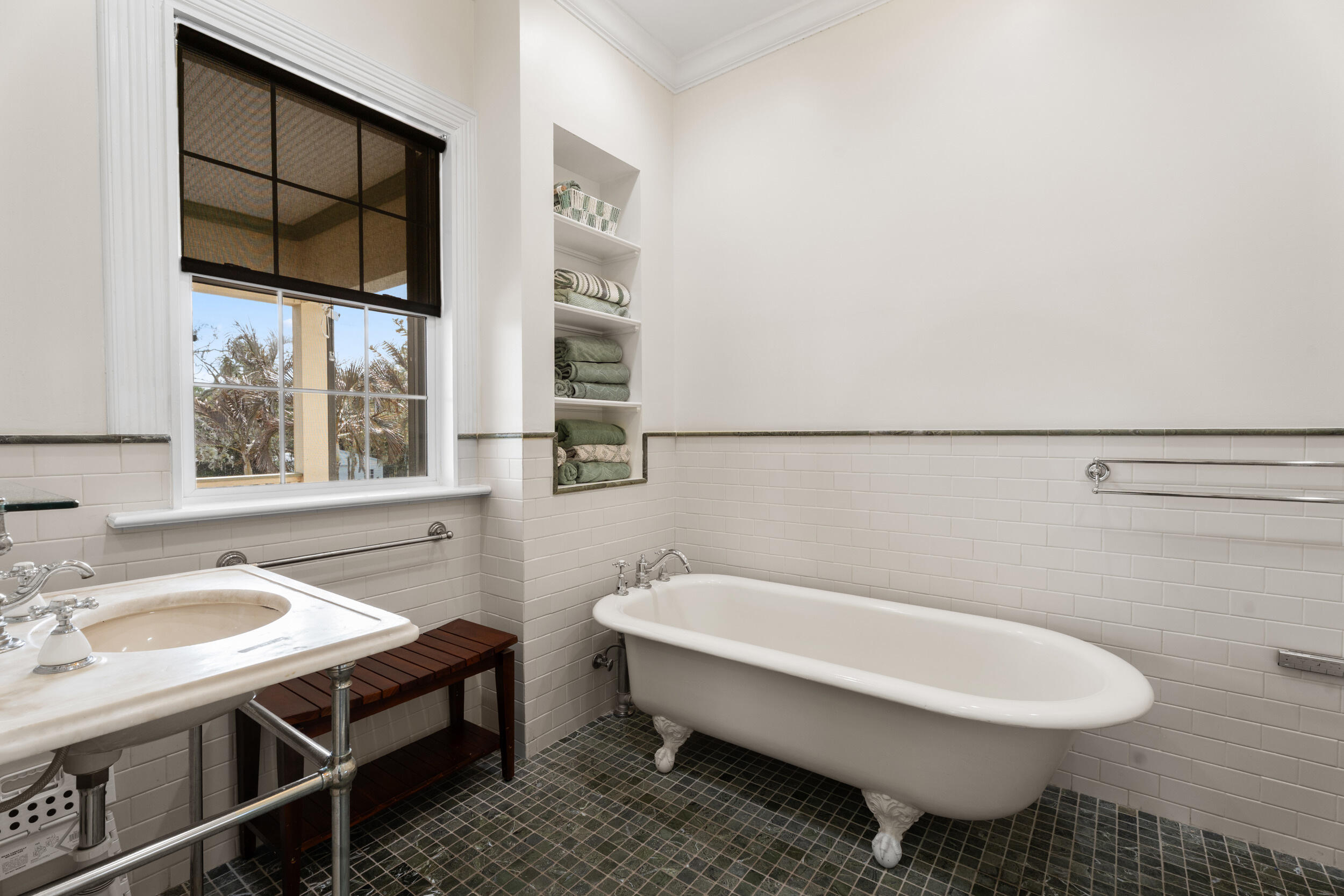 METES AND BOUNDS - Residential