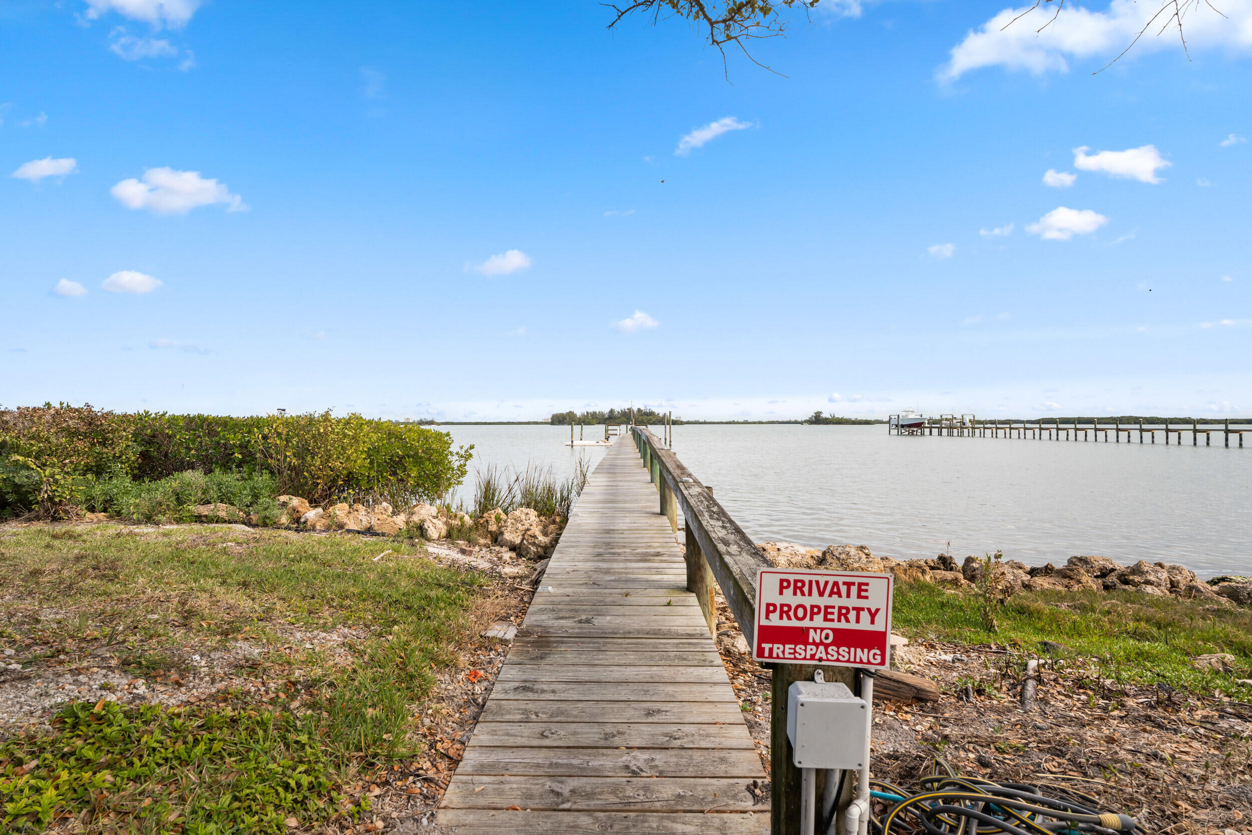 METES AND BOUNDS - Residential