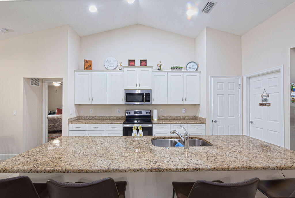 PORT ST LUCIE SECTION 7 - Residential