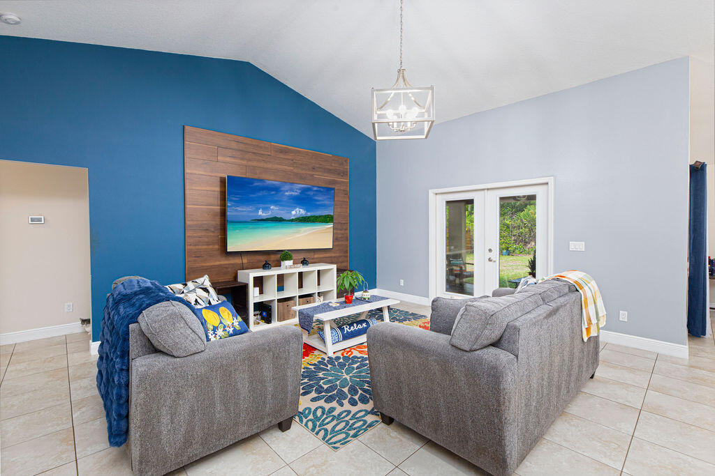 PORT ST LUCIE SECTION 7 - Residential