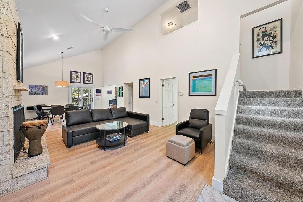 Photo of 15629 95th Avenue N, Jupiter, FL 33478 (MLS # R11155715)