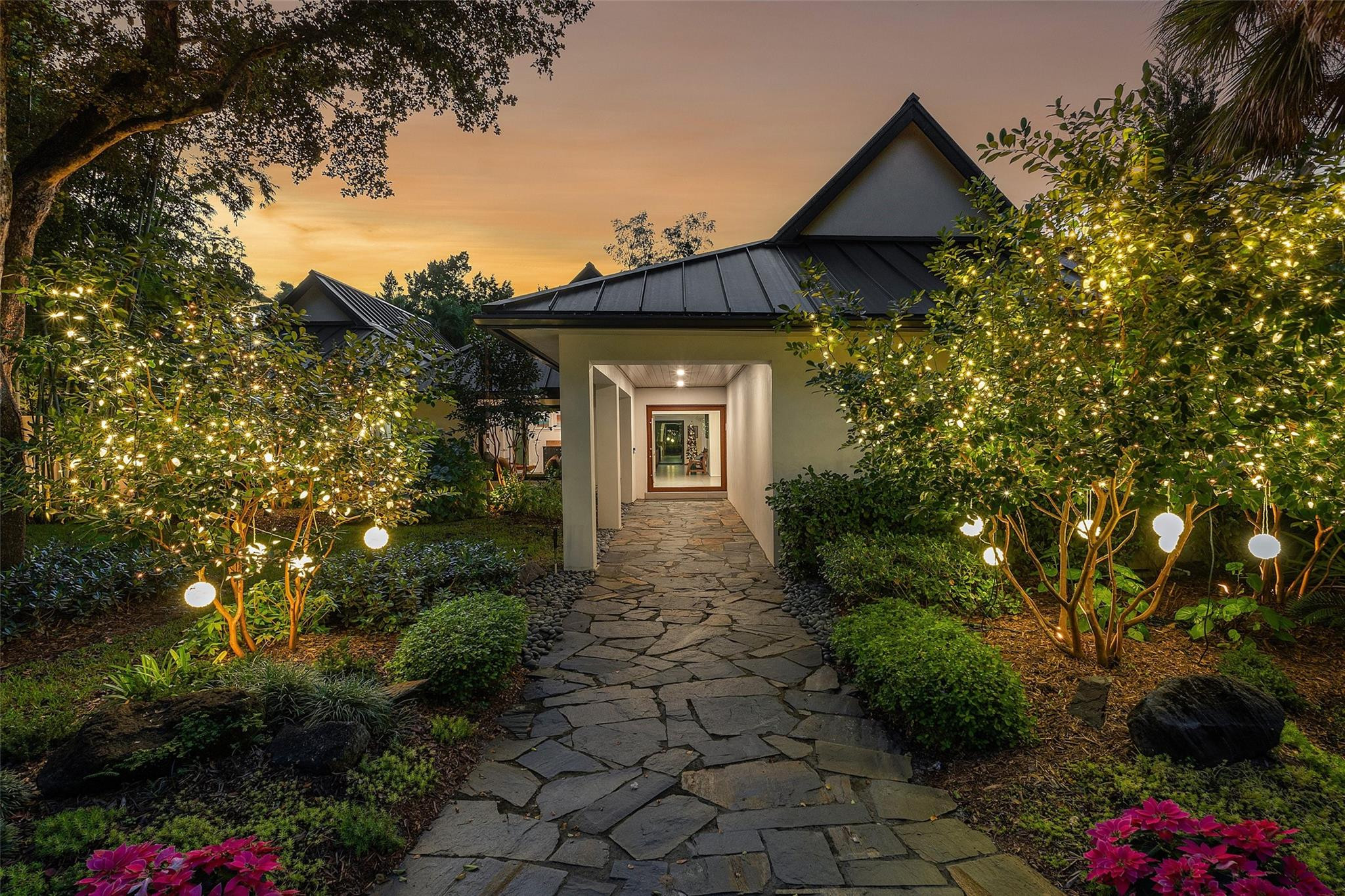 LONG LAKE ESTATES - Residential