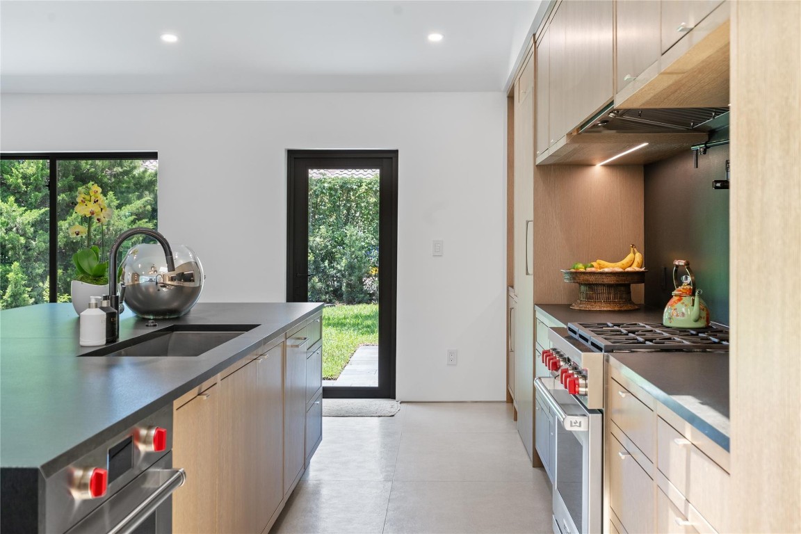 View photos, virtual tours, details... 18660 Long Lake Drive