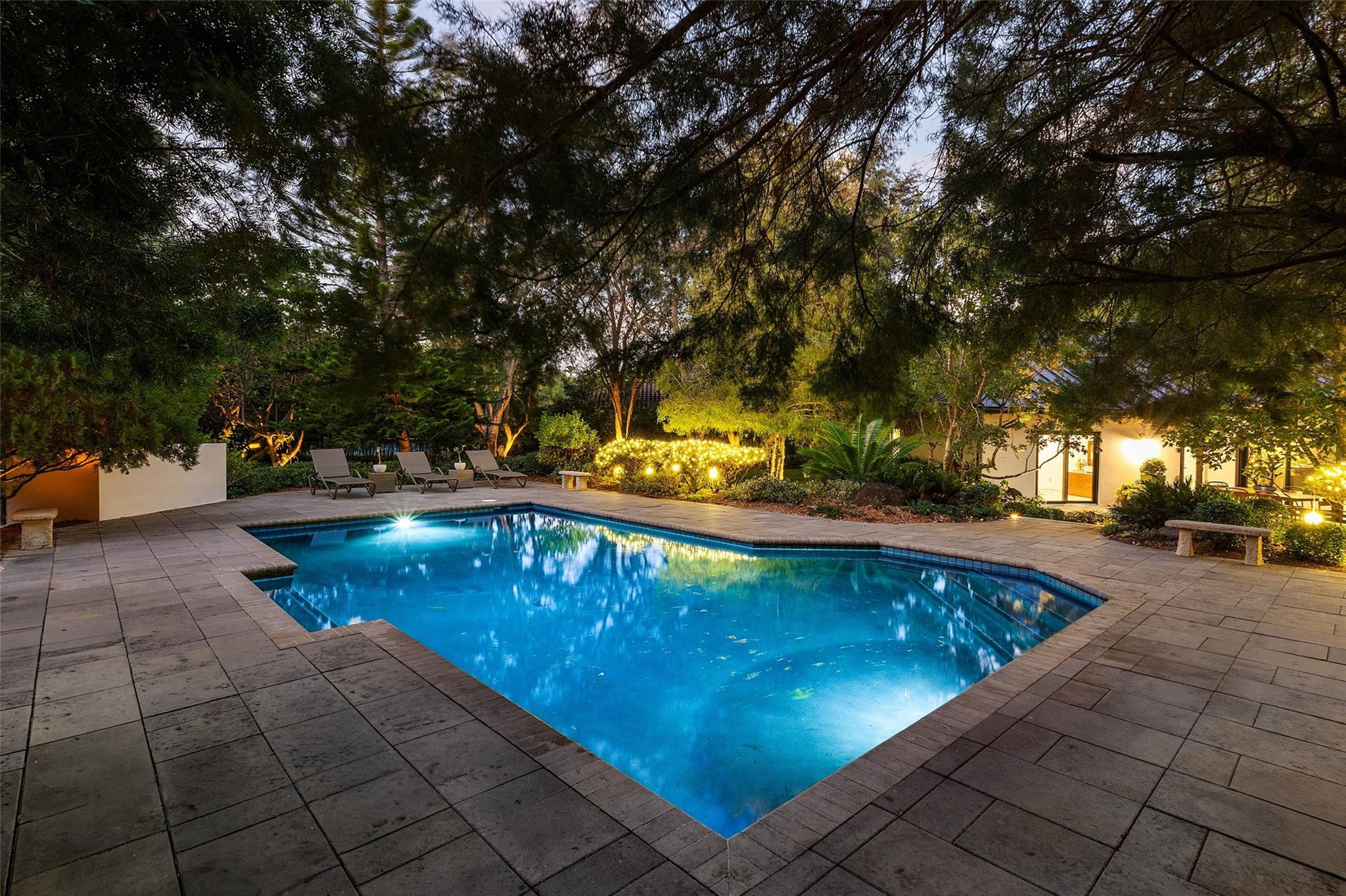 LONG LAKE ESTATES - Residential