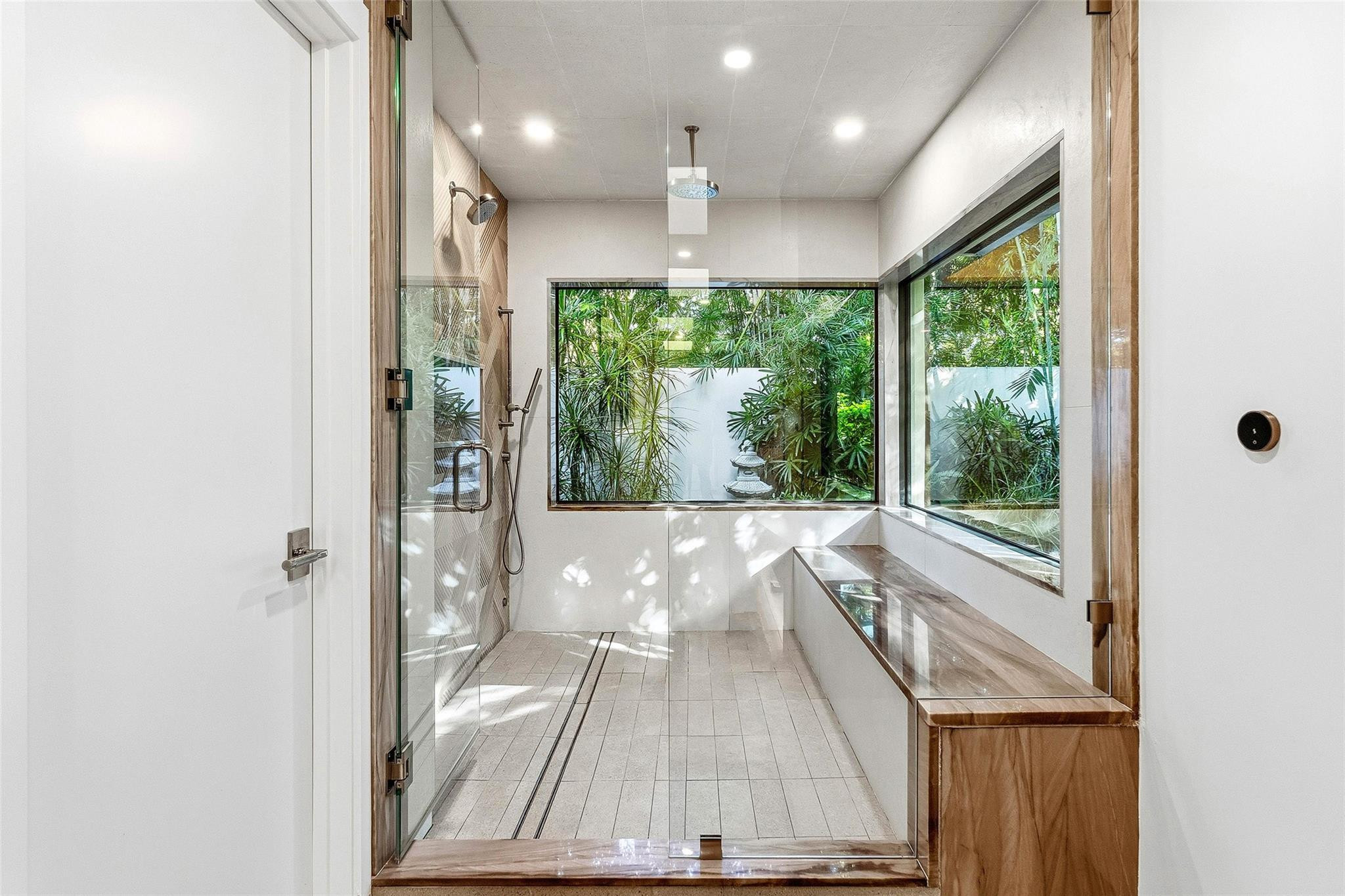 LONG LAKE ESTATES - Residential