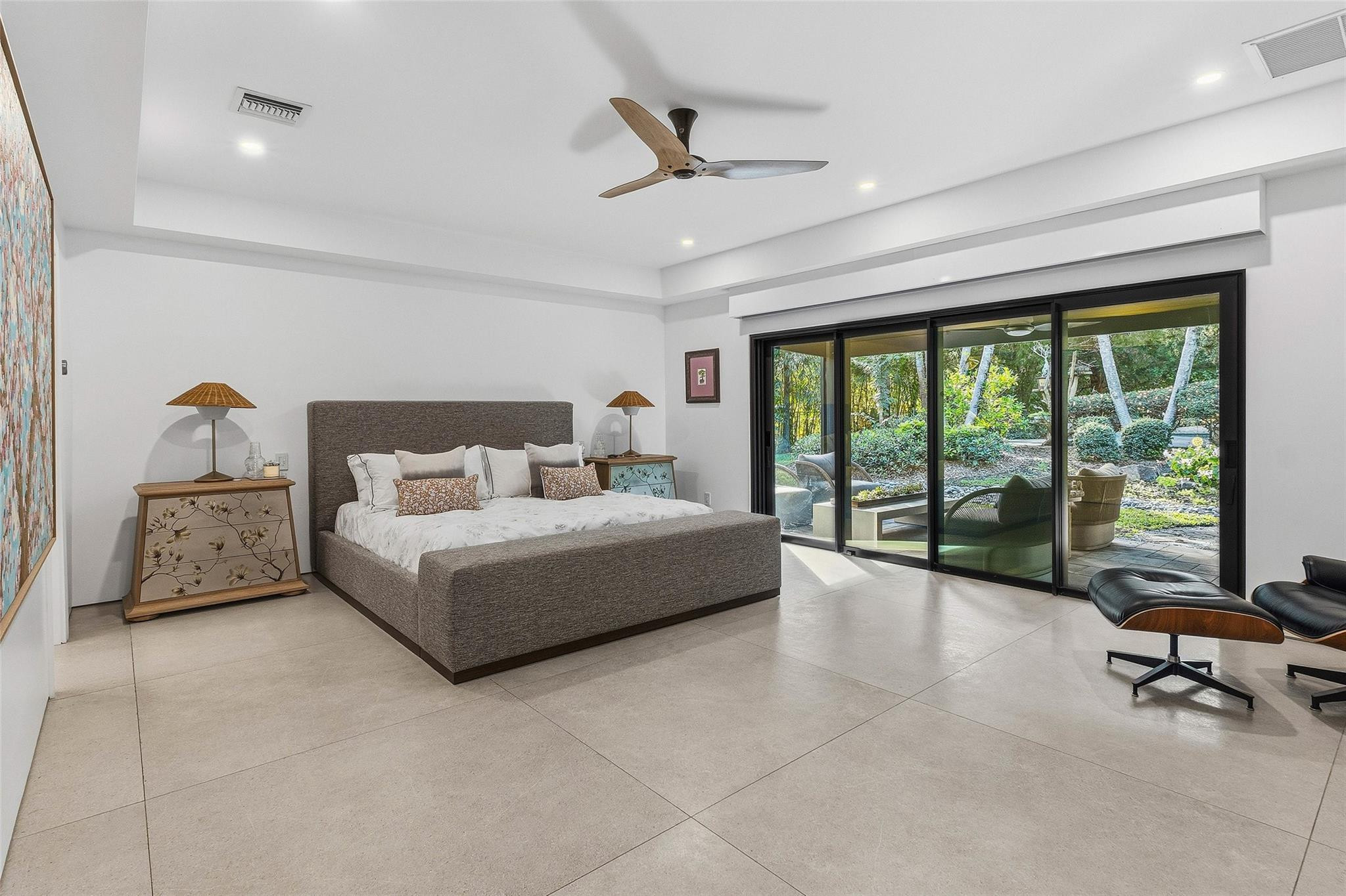 LONG LAKE ESTATES - Residential