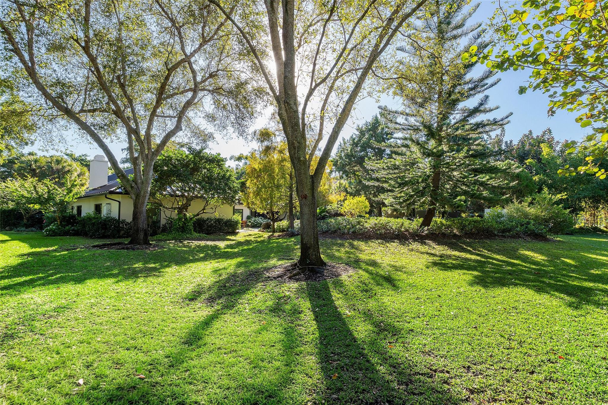 LONG LAKE ESTATES - Residential