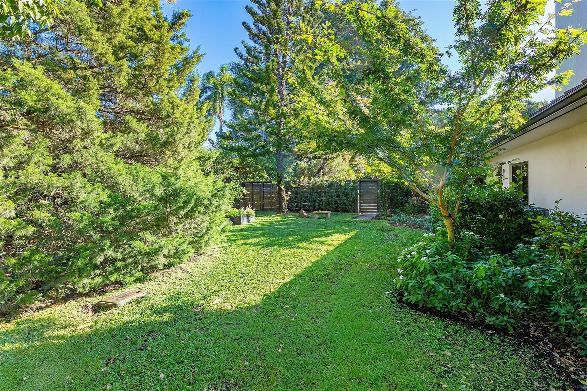 LONG LAKE ESTATES - Residential