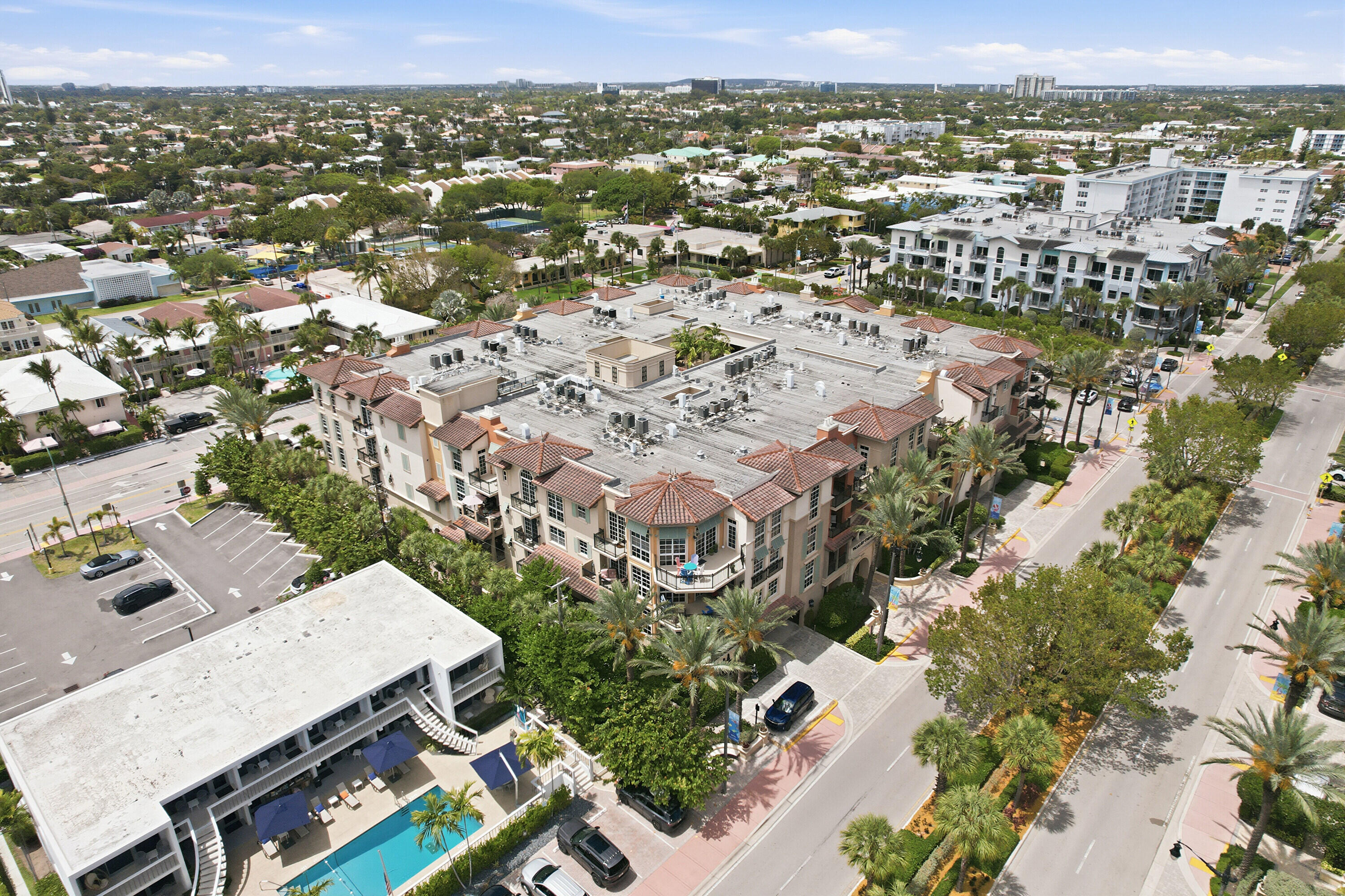 VILLAS BY THE SEA - Residential