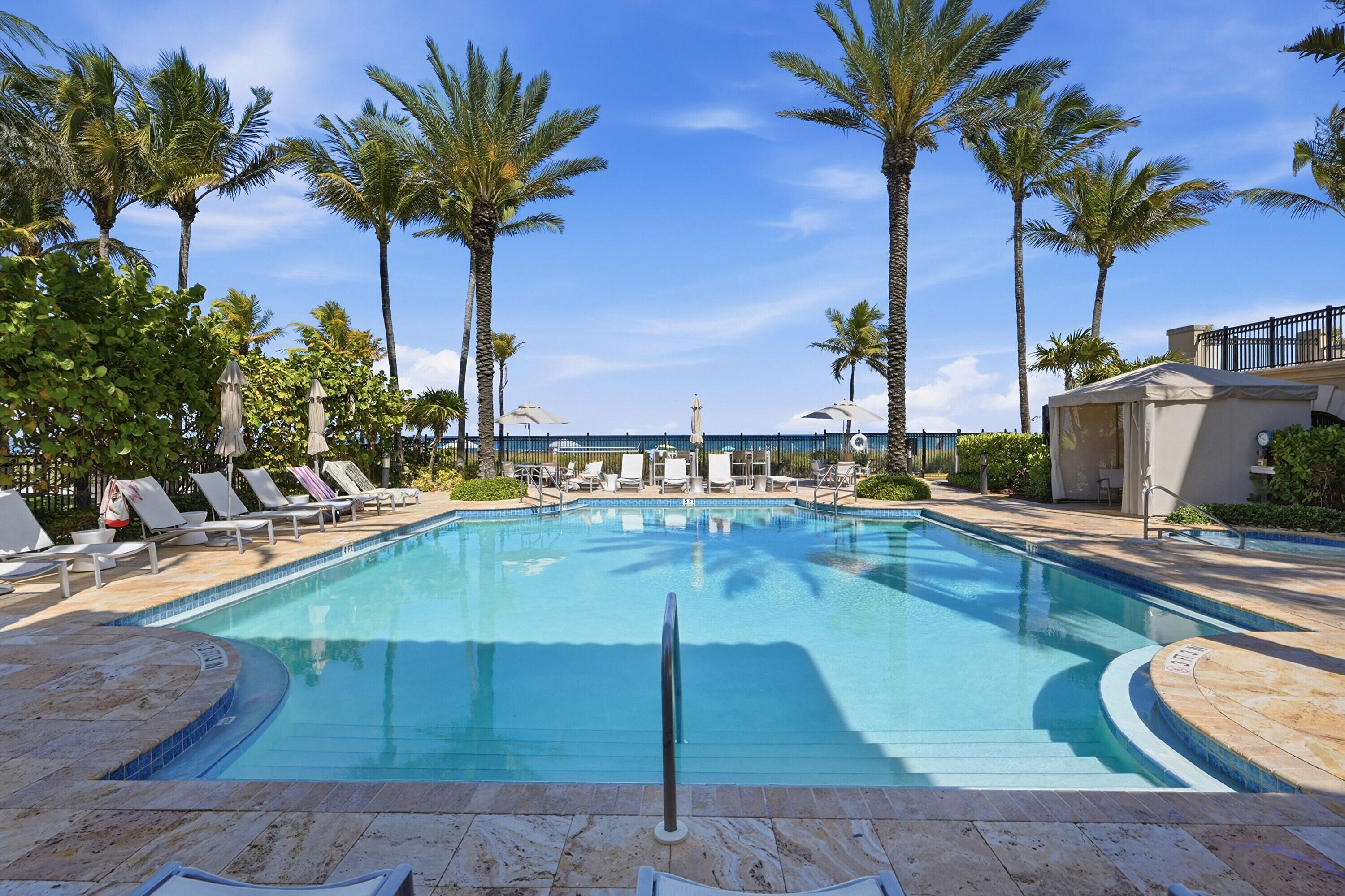VILLAS BY THE SEA - Residential