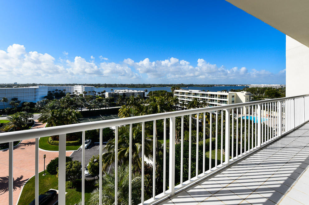 TWENTY SEVEN SEVENTY SOUT - Residential