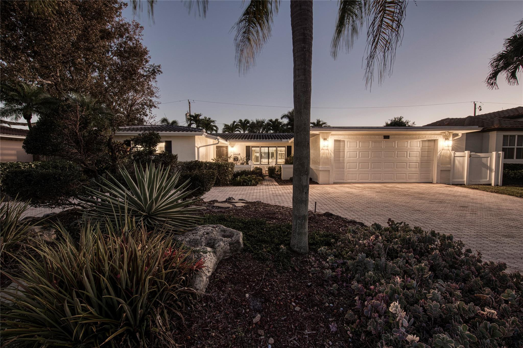 LIGHTHOUSE POINT ESTATES - Residential