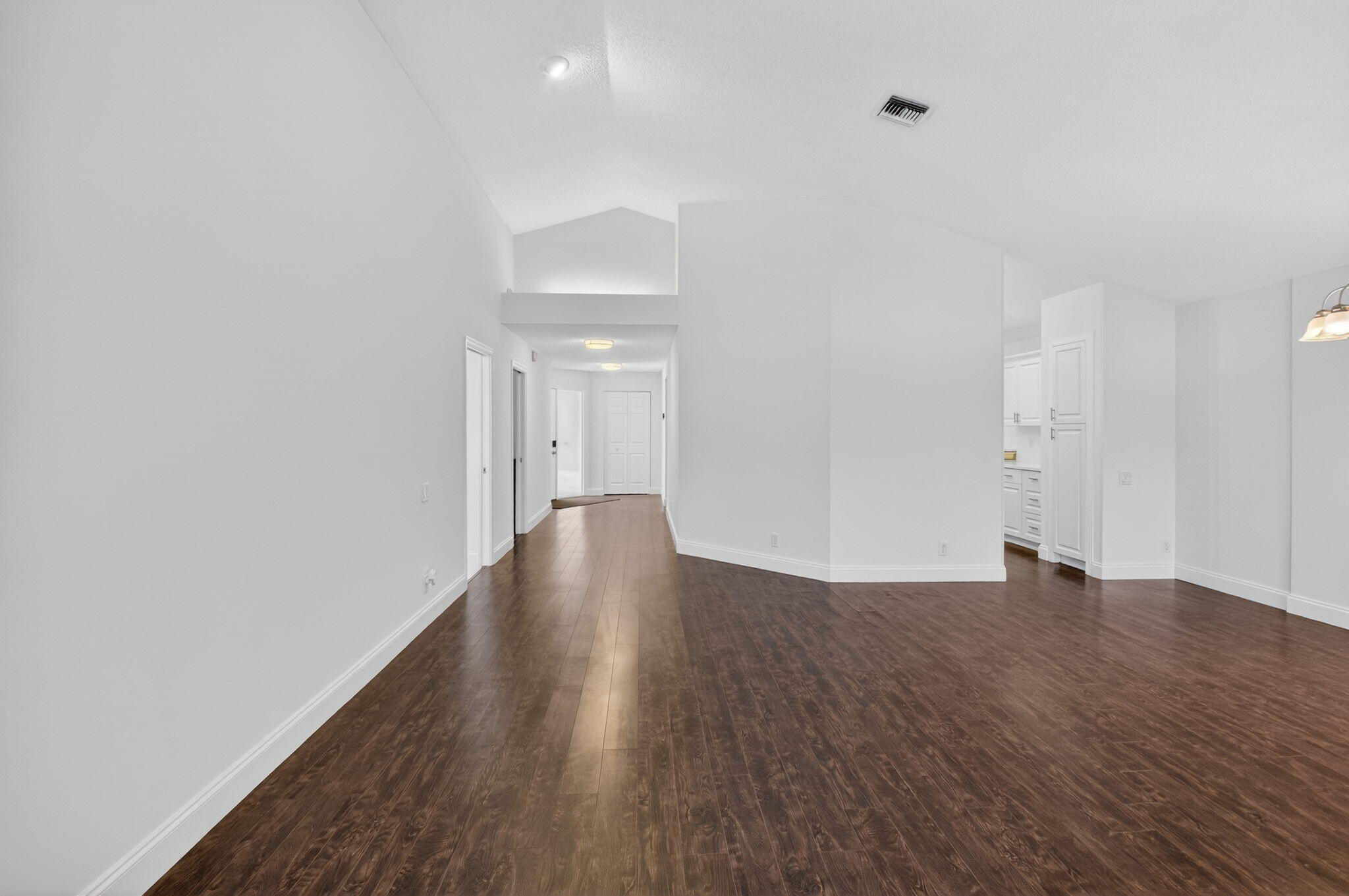 SAWGRASS LAKES HOMES - Residential