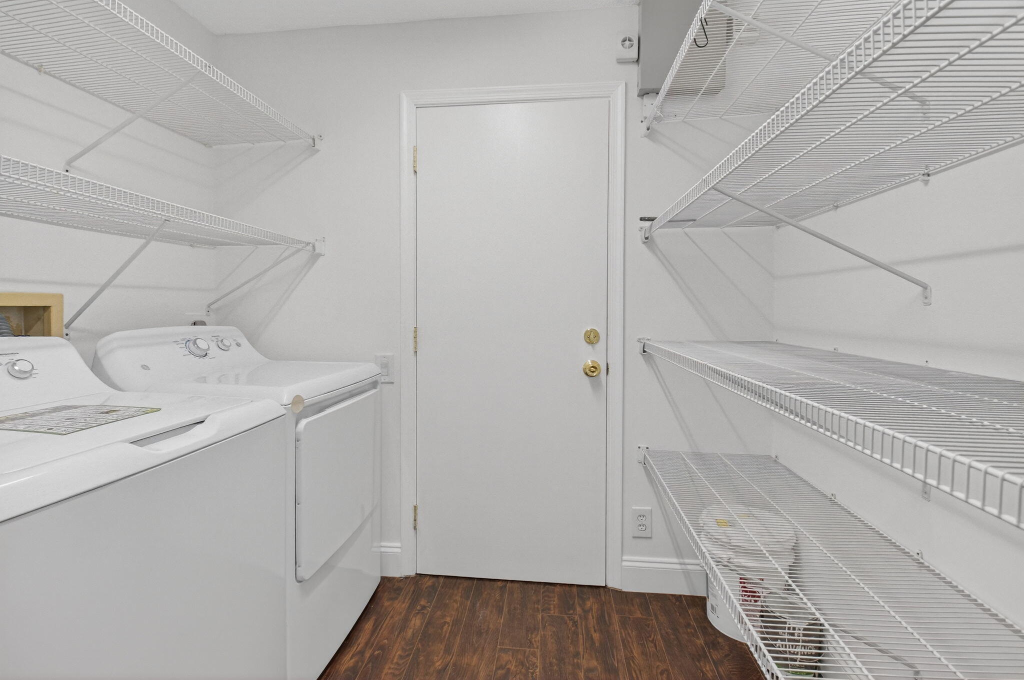 SAWGRASS LAKES HOMES - Residential