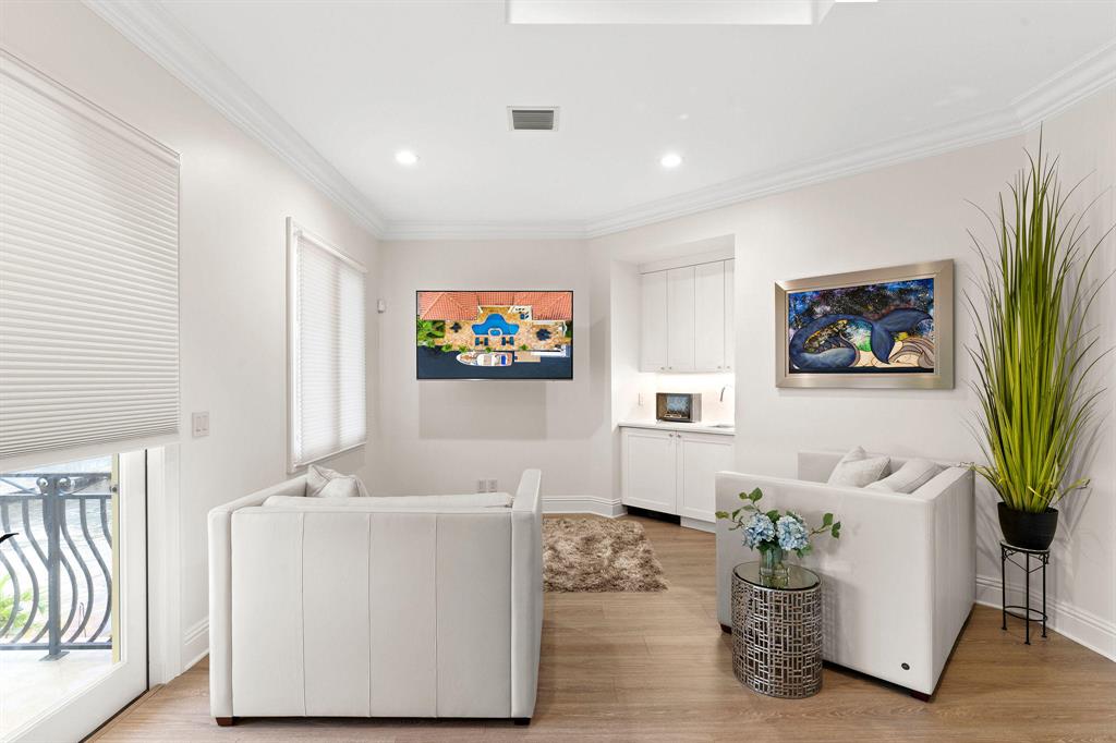 BLUE INLET - Residential