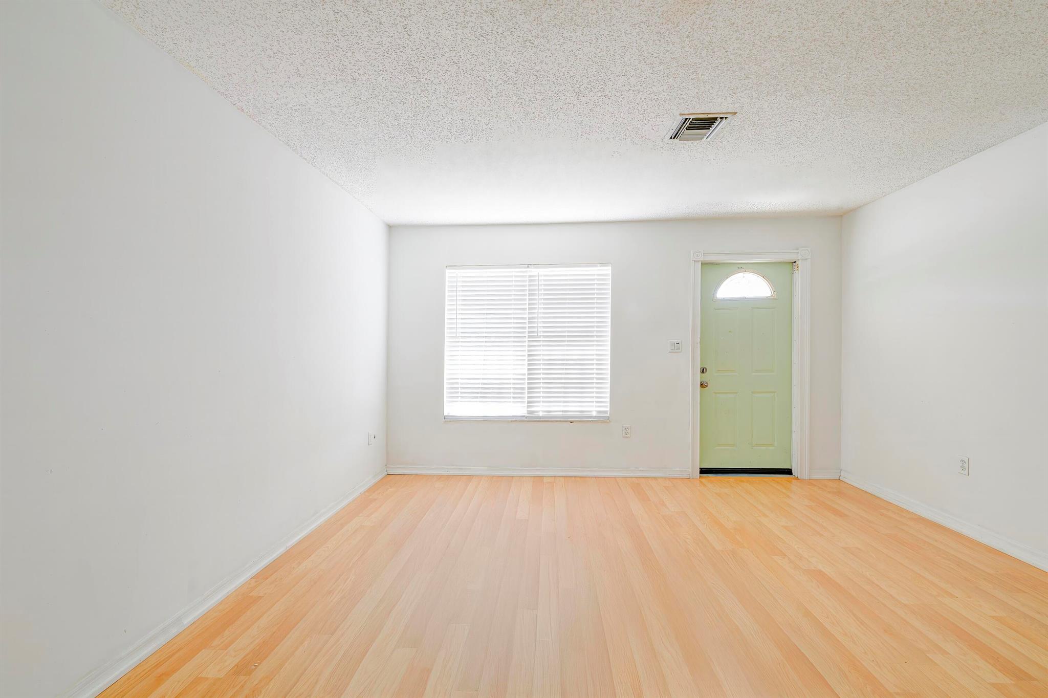 RIVER PARK UNIT 8 - Residential