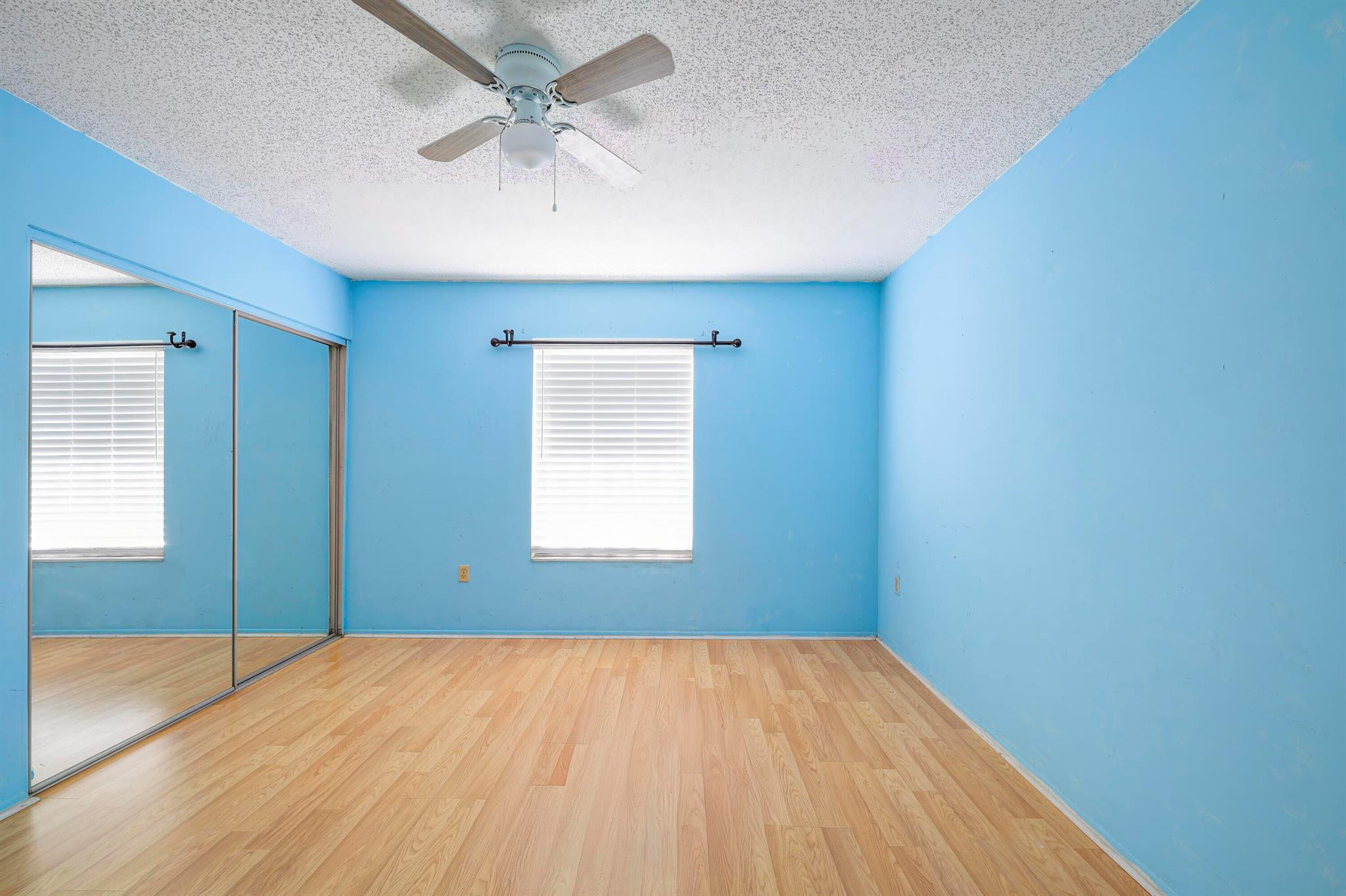 RIVER PARK UNIT 8 - Residential