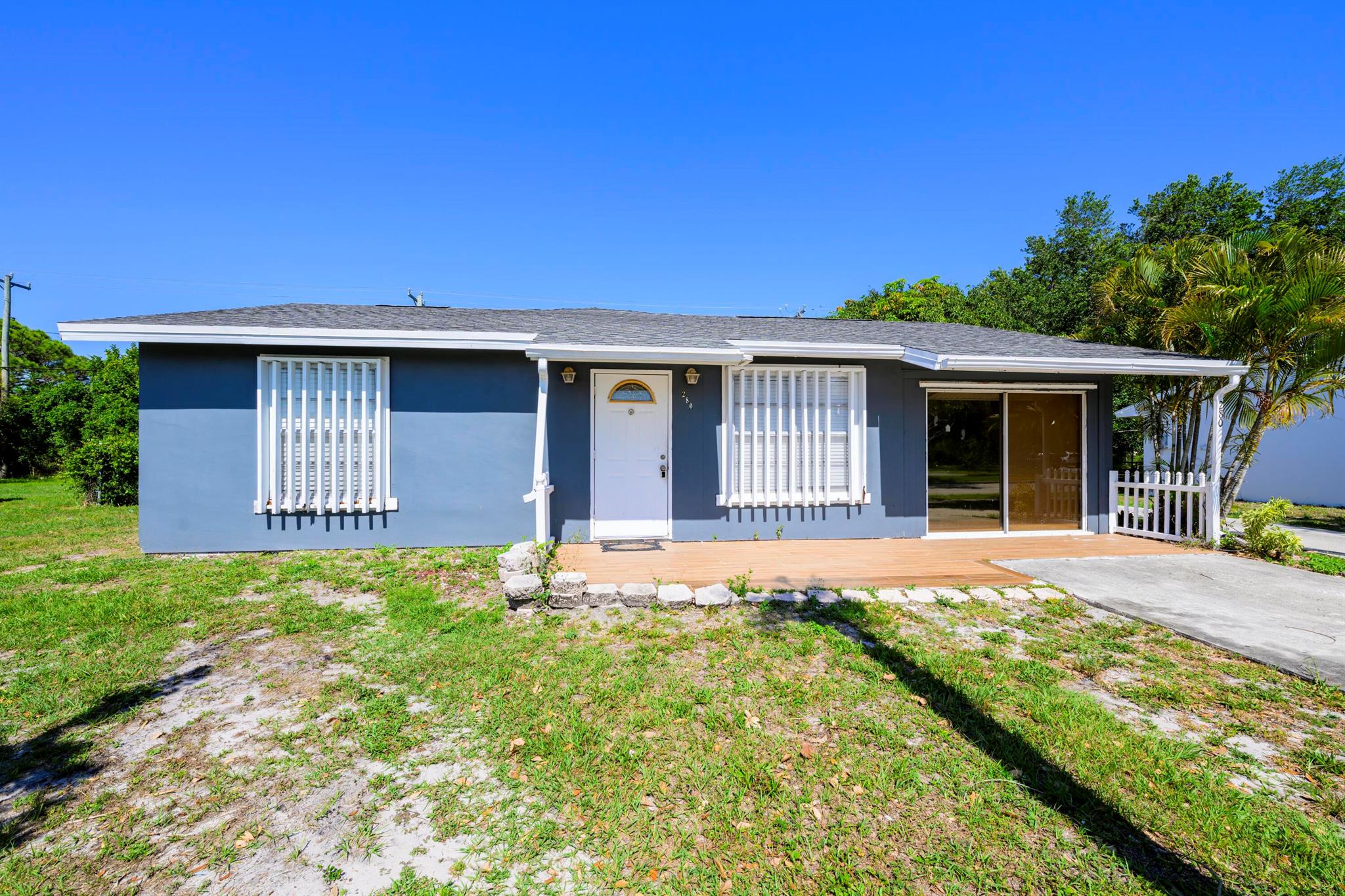 PLEASE SUBMIT ALL OFFERS VIA MLS. PLEASE THOROUGHLY, SELLERS HAVE BEEN LIVING IN THE HOUSE. MAKE ALL SHOWING REQUEST THROUGH THE SHOWING TIME.