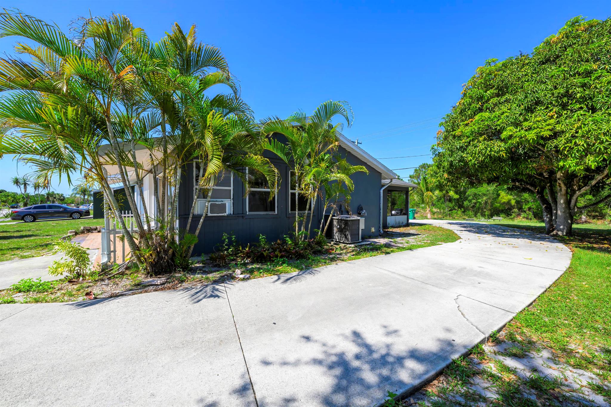 RIVER PARK UNIT 8 - Residential