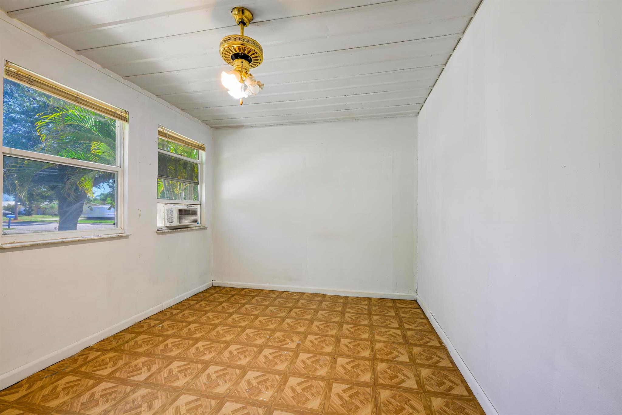 RIVER PARK UNIT 8 - Residential