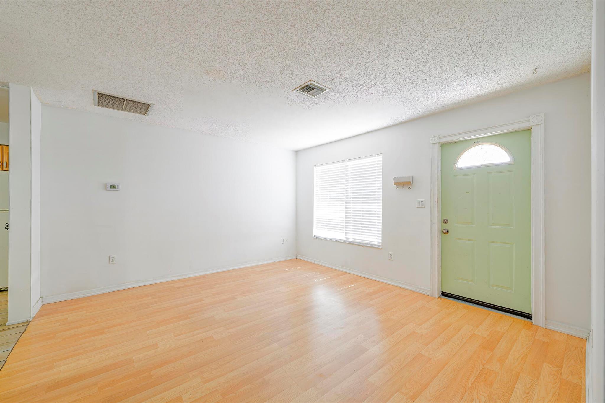 RIVER PARK UNIT 8 - Residential