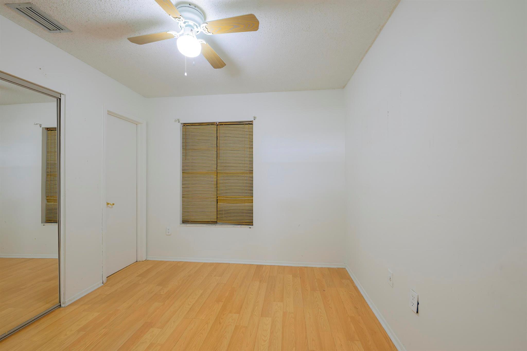 RIVER PARK UNIT 8 - Residential