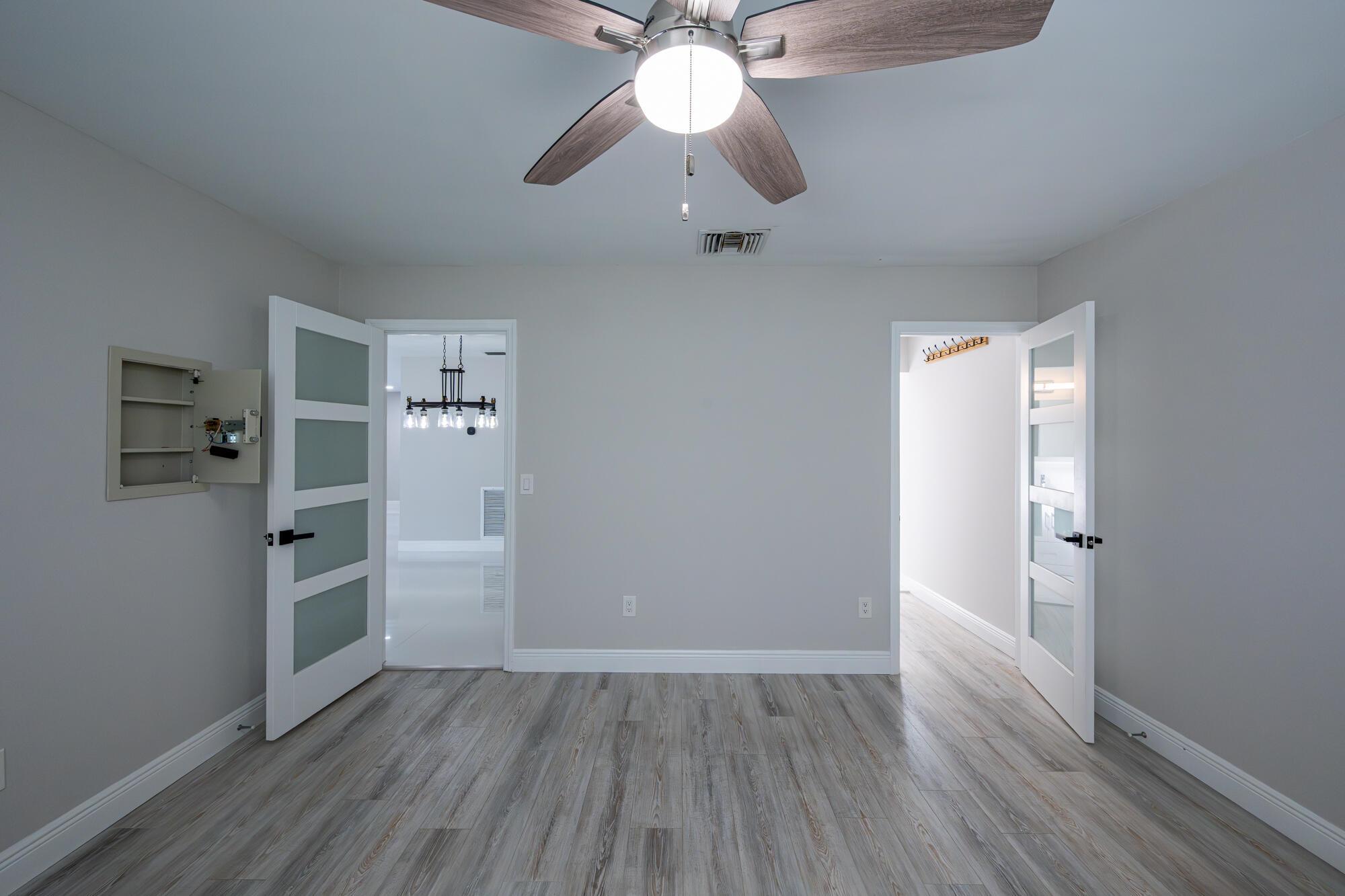 PALM BEACH GARDENS 5 - Residential