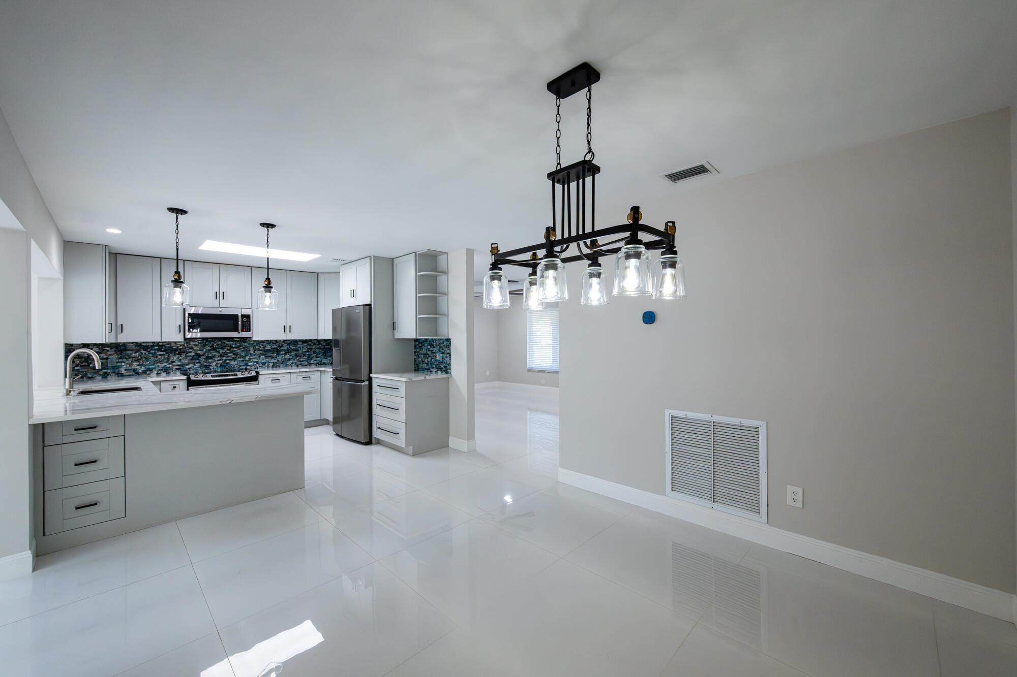 PALM BEACH GARDENS 5 - Residential