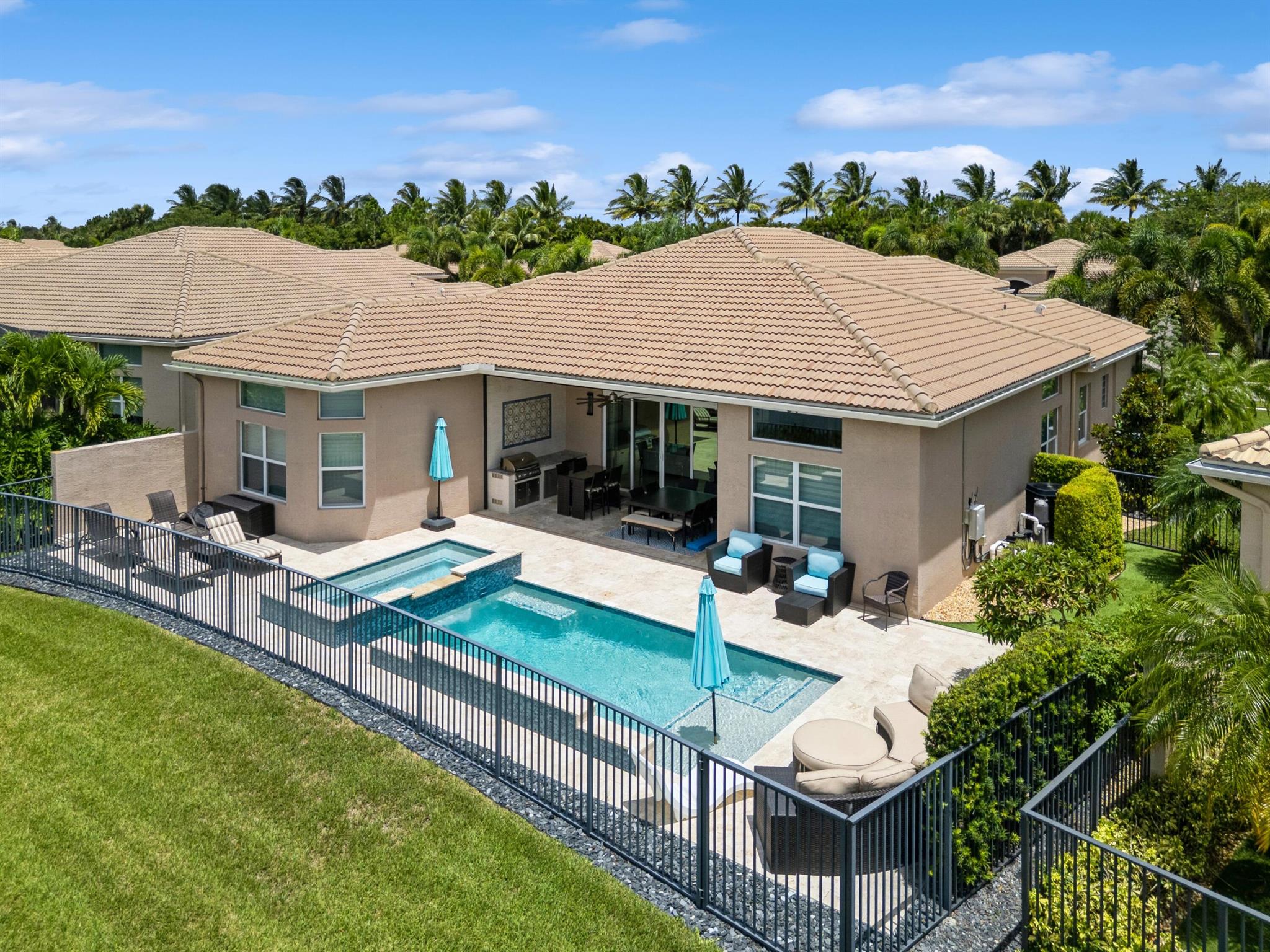8373 Cameron Cave Drive