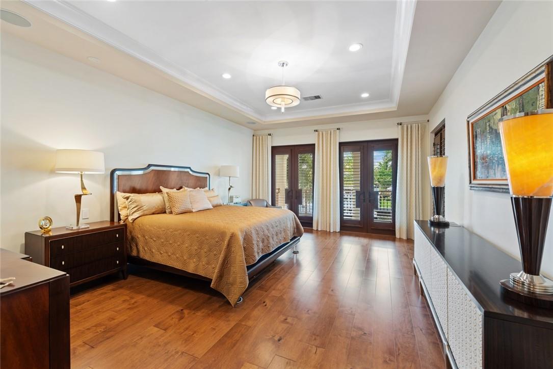 SEVEN ISLES - Residential