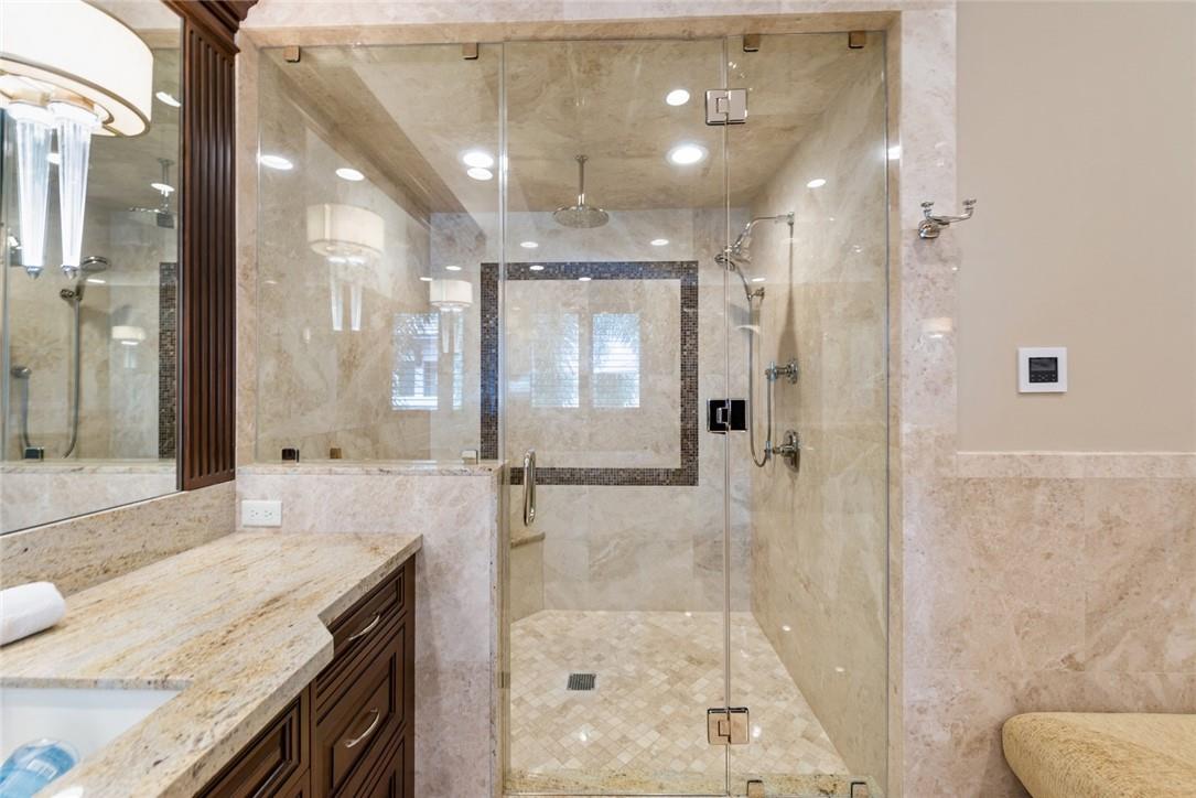 SEVEN ISLES - Residential