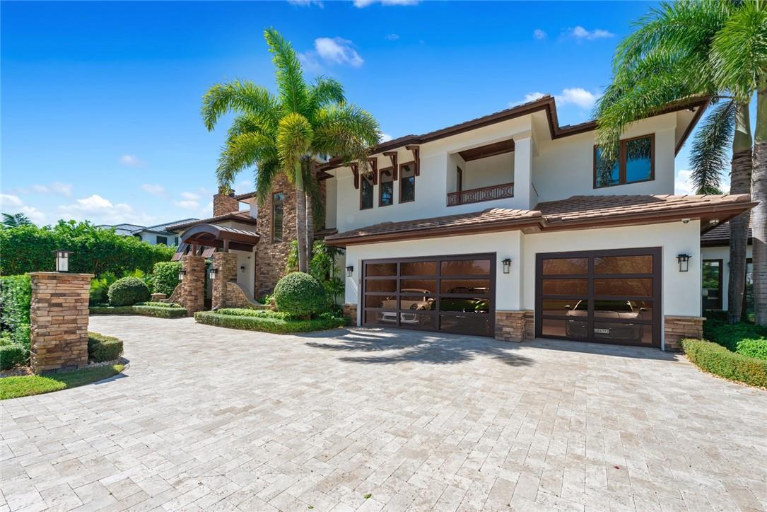 SEVEN ISLES - Residential