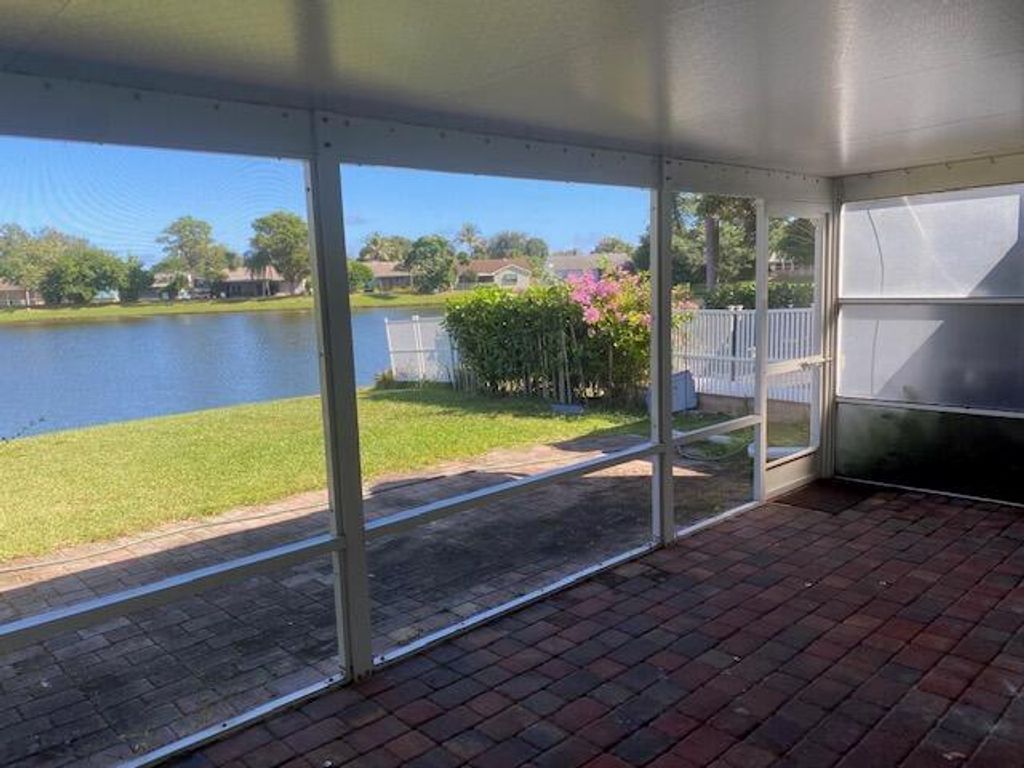 Photo of 154 Pinewood Court, Jupiter, FL 33458 (MLS # R11109480)