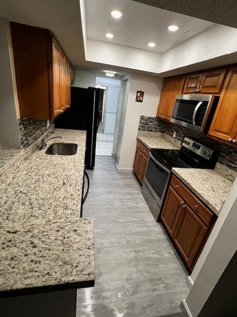 NEWLY RENOVATED CORNER UNIT 3/2 IN A QUITE GATED NEIGHBORHOOD NO AGE LIMITS, HOA APPROVAL WITH CREDIT SCORE CHECK.
ALL APPLICANCES INCLUDED WASHER/DRYER. ALL AGES SCHOOL CLOSE BY WITH SCHOOL BUS PICK RIGHT OUTSIDE THE GATE. PARKING SPOT RIGHT  INFRONT OF UNIT WITH STAIRS ENTRANCE ON THE SIDE .