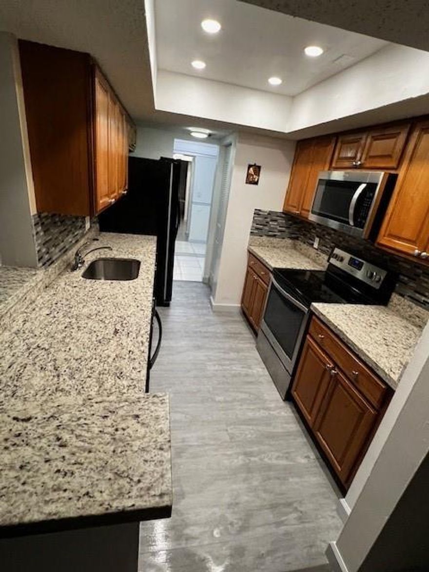 NEWLY RENOVATED CORNER UNIT 3/2 IN A QUITE GATED NEIGHBORHOOD NO AGE LIMITS, HOA APPROVAL WITH CREDIT SCORE CHECK.
ALL APPLICANCES INCLUDED WASHER/DRYER. ALL AGES SCHOOL CLOSE BY WITH SCHOOL BUS PICK RIGHT OUTSIDE THE GATE. PARKING SPOT RIGHT  INFRONT OF UNIT WITH STAIRS ENTRANCE ON THE SIDE .