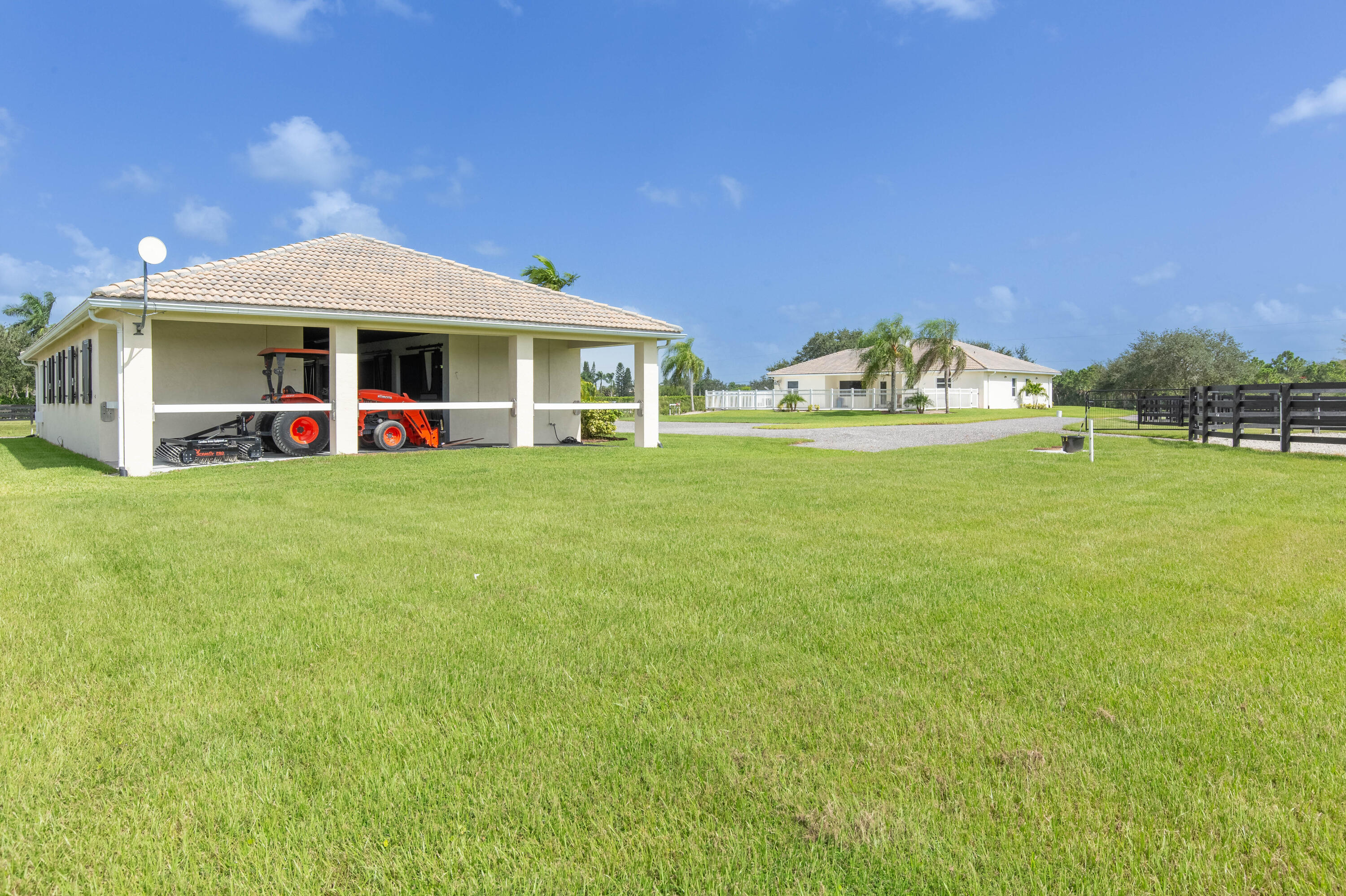 Palm Beach Point - Sun glade - Residential