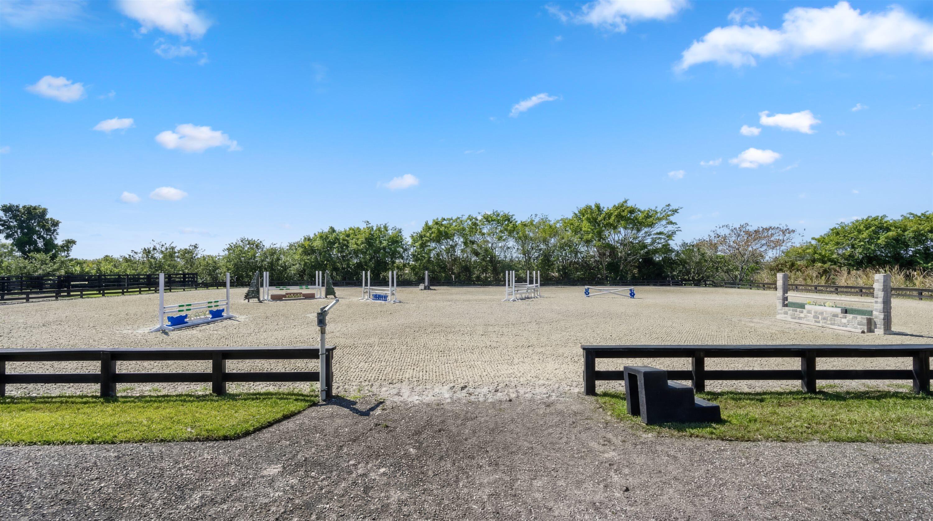 Palm Beach Point - Sun glade - Residential