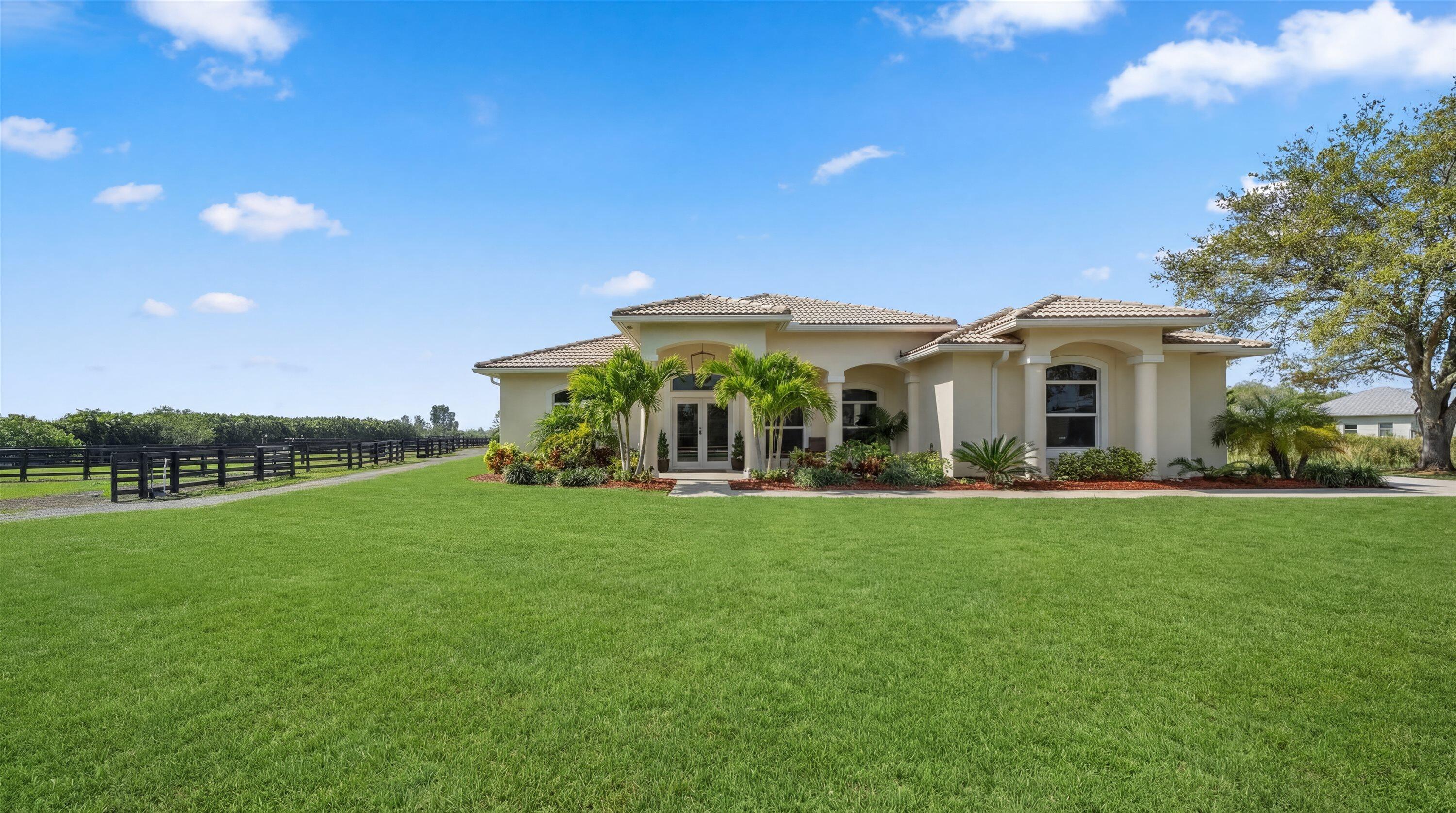 Palm Beach Point - Sun glade - Residential
