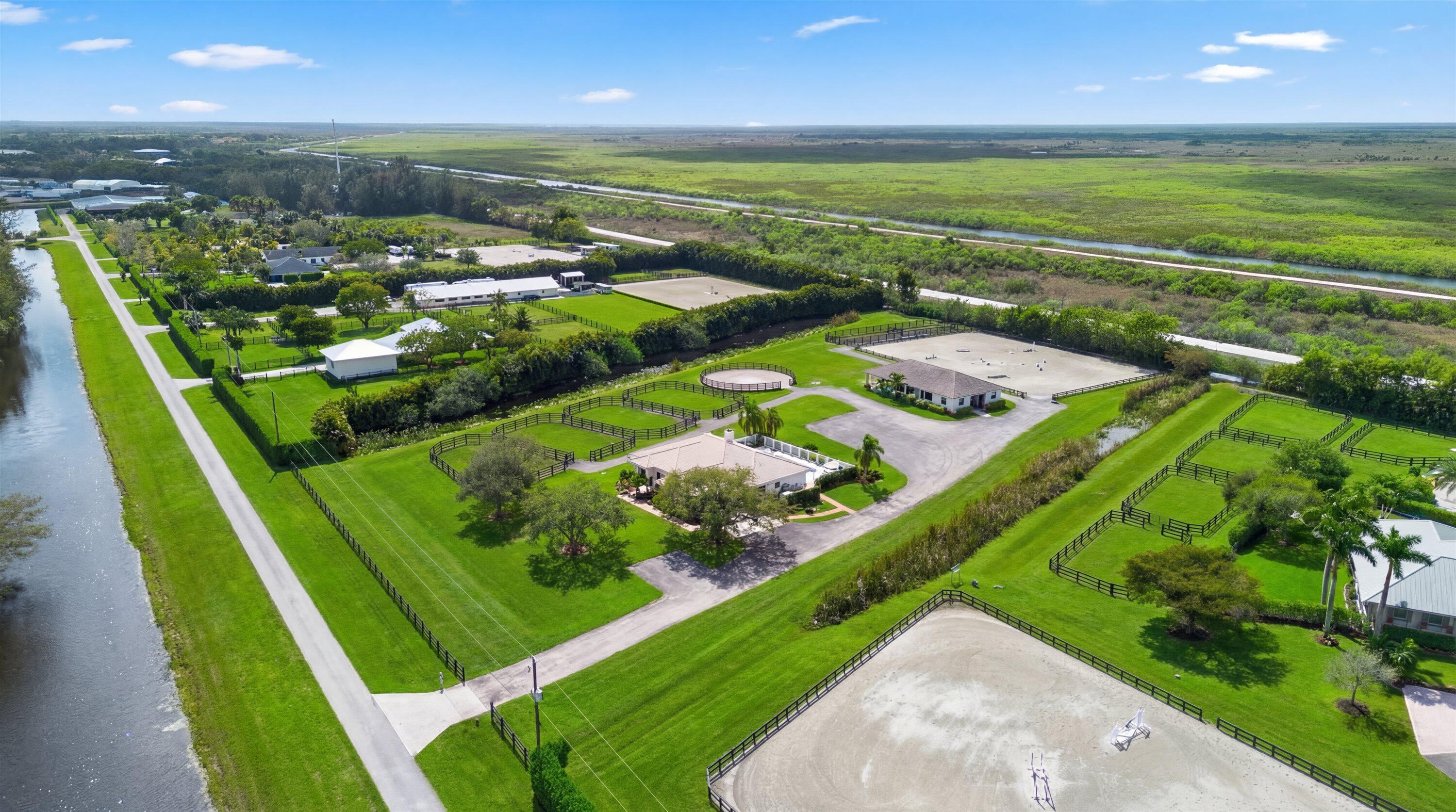 Palm Beach Point - Sun glade - Residential