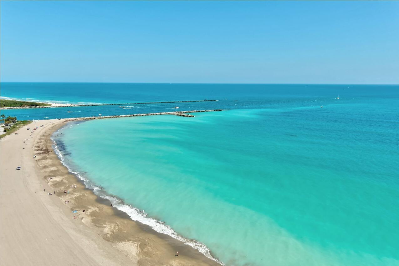 AVALON BEACH CLUB CONDOMI - Residential