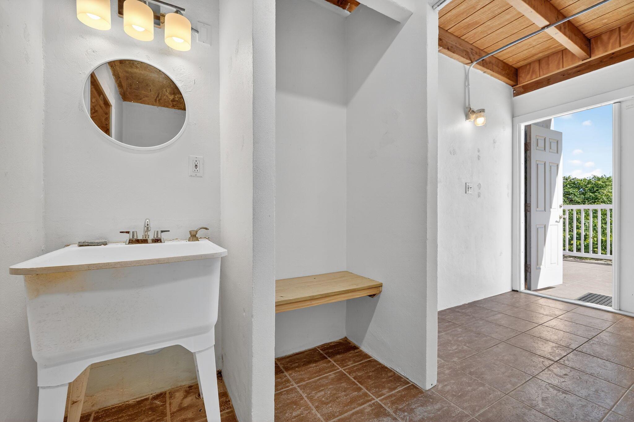 AVALON BEACH CLUB CONDOMI - Residential