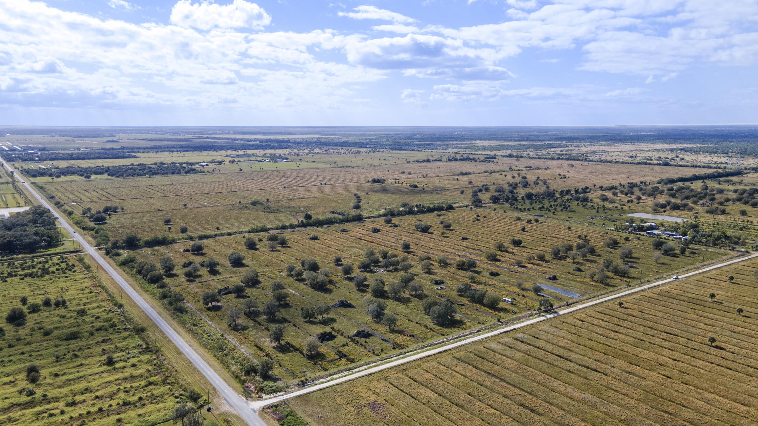 METES AND BOUNDS - Land