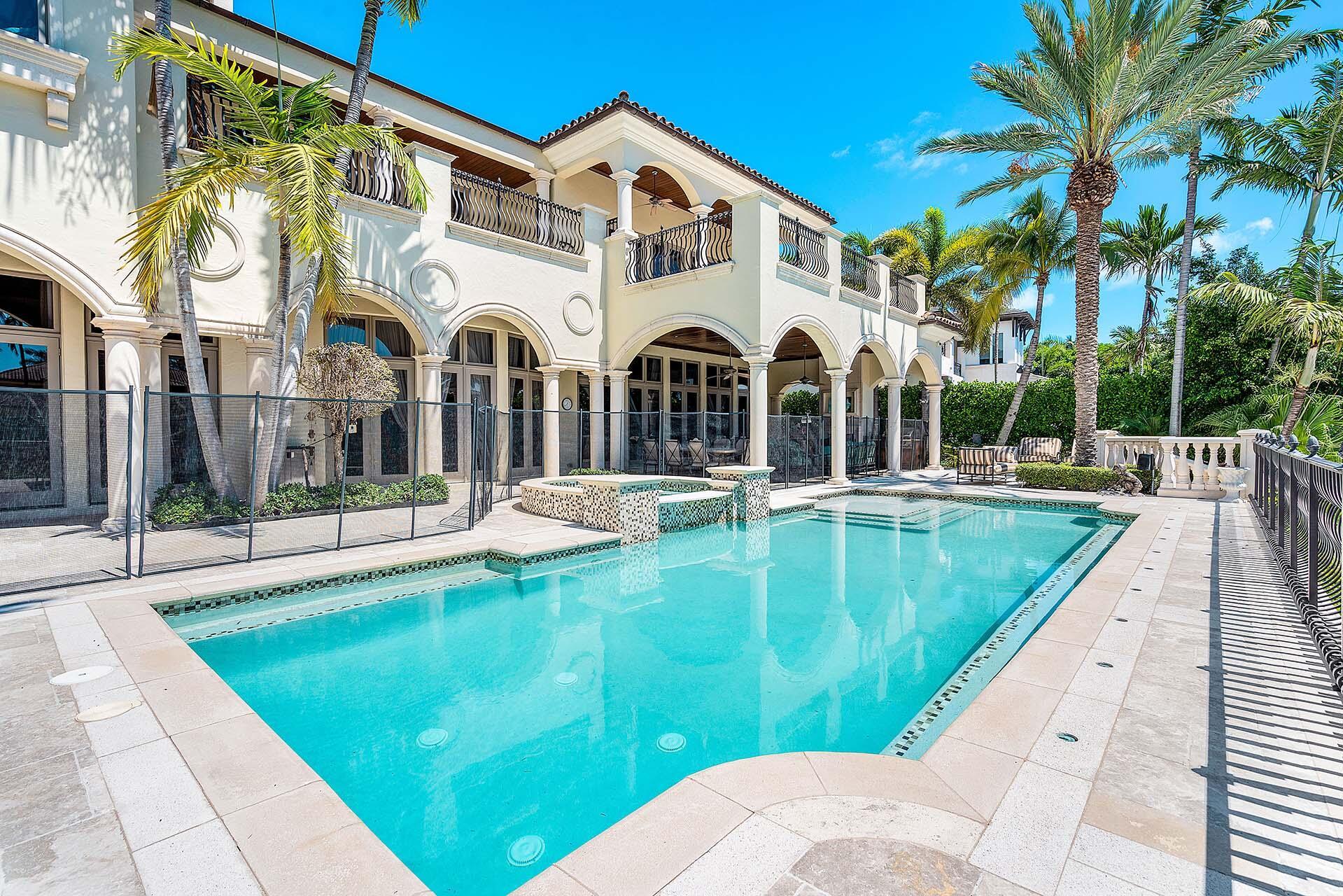 ROYAL PALM YACHT & COUNTR - Residential