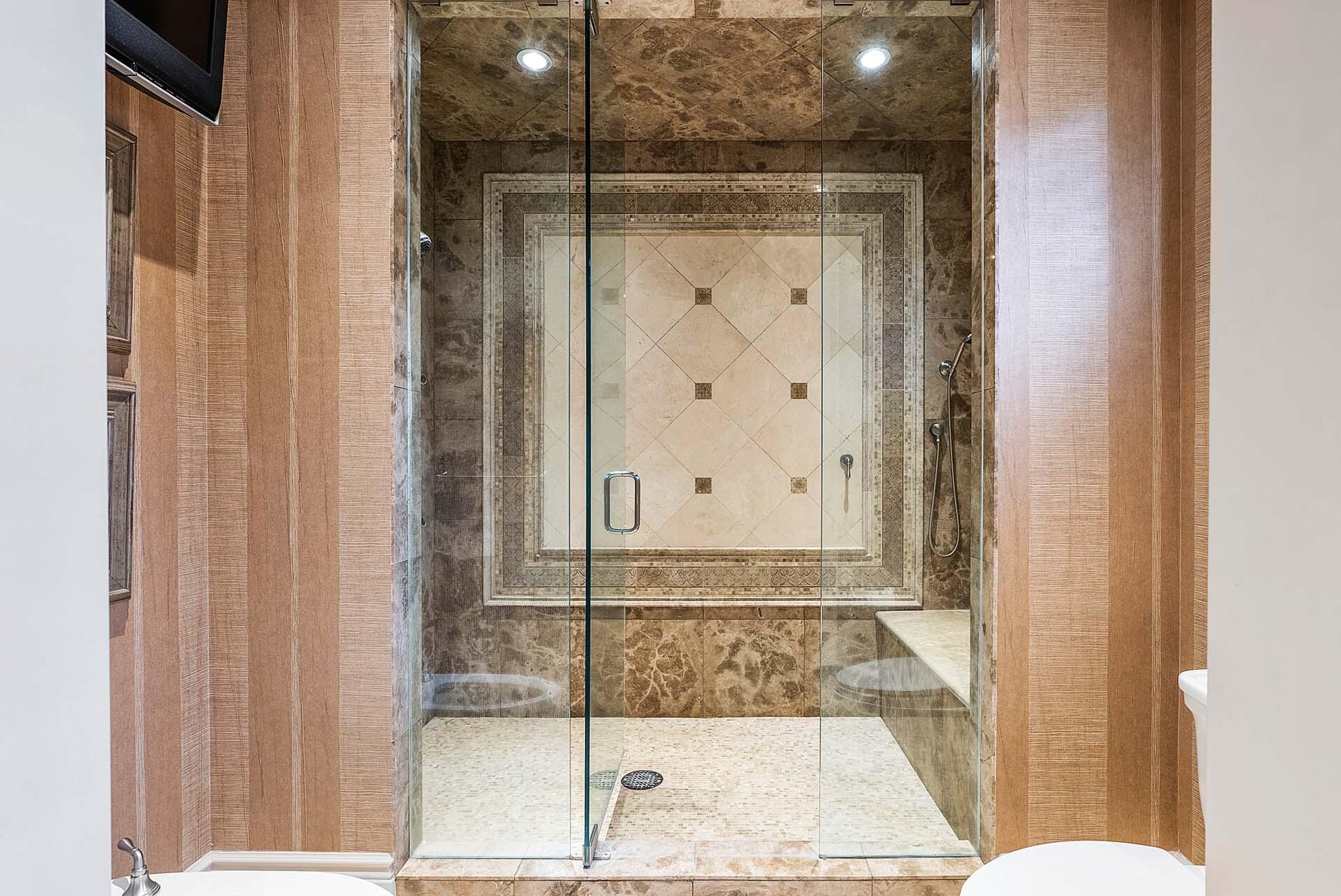 ROYAL PALM YACHT & COUNTR - Residential