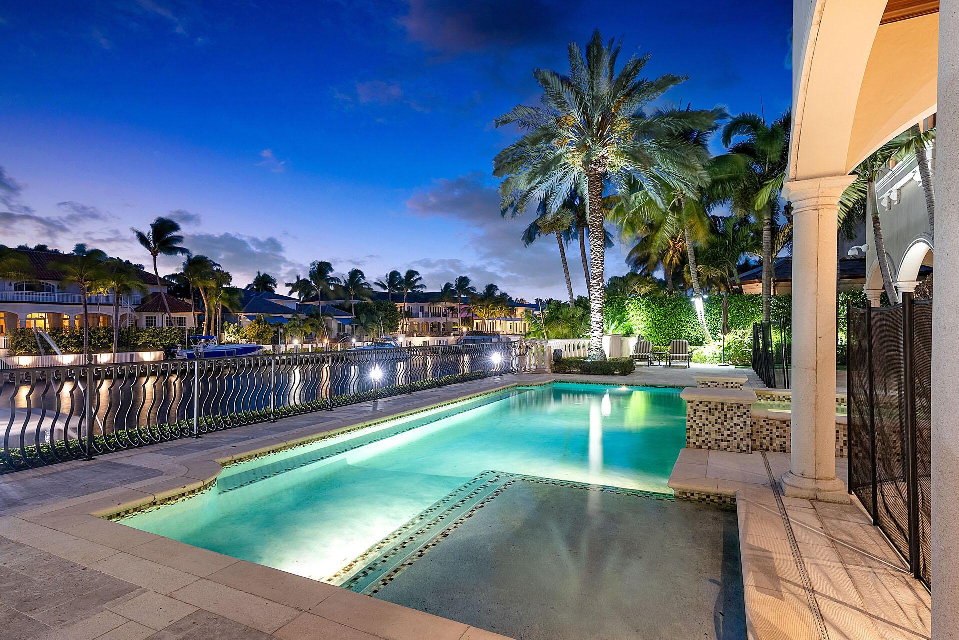 ROYAL PALM YACHT & COUNTR - Residential