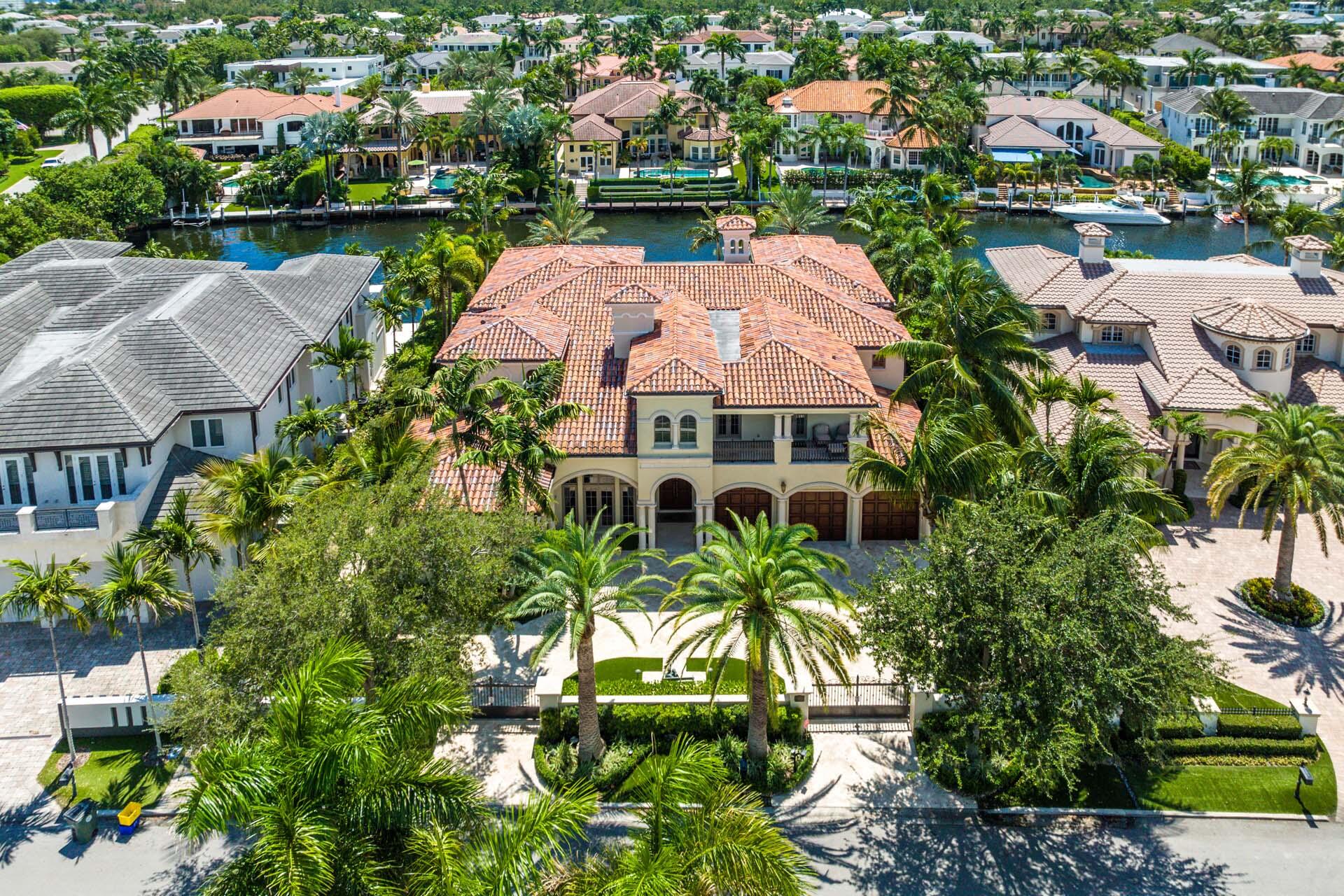 ROYAL PALM YACHT & COUNTR - Residential