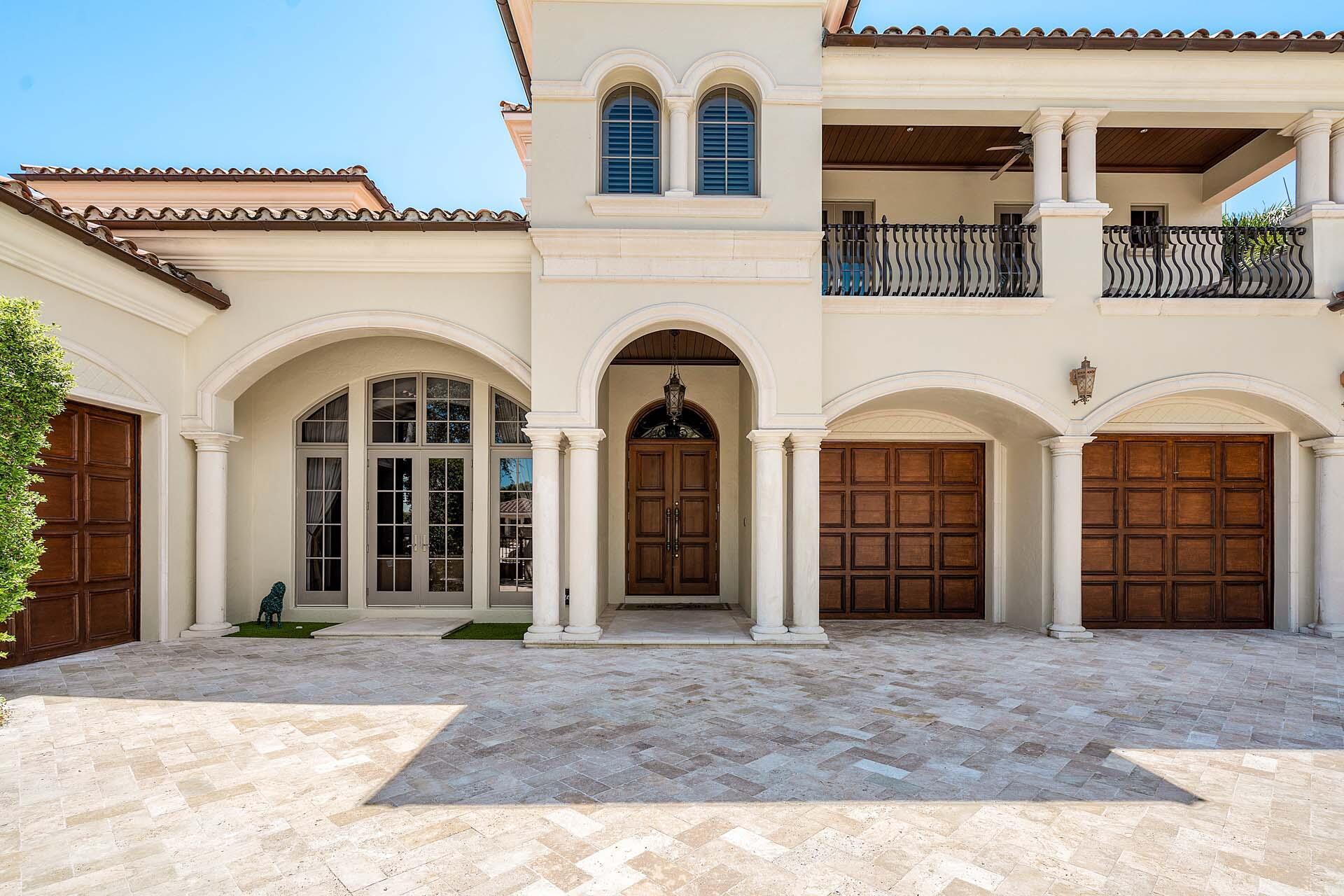 ROYAL PALM YACHT & COUNTR - Residential